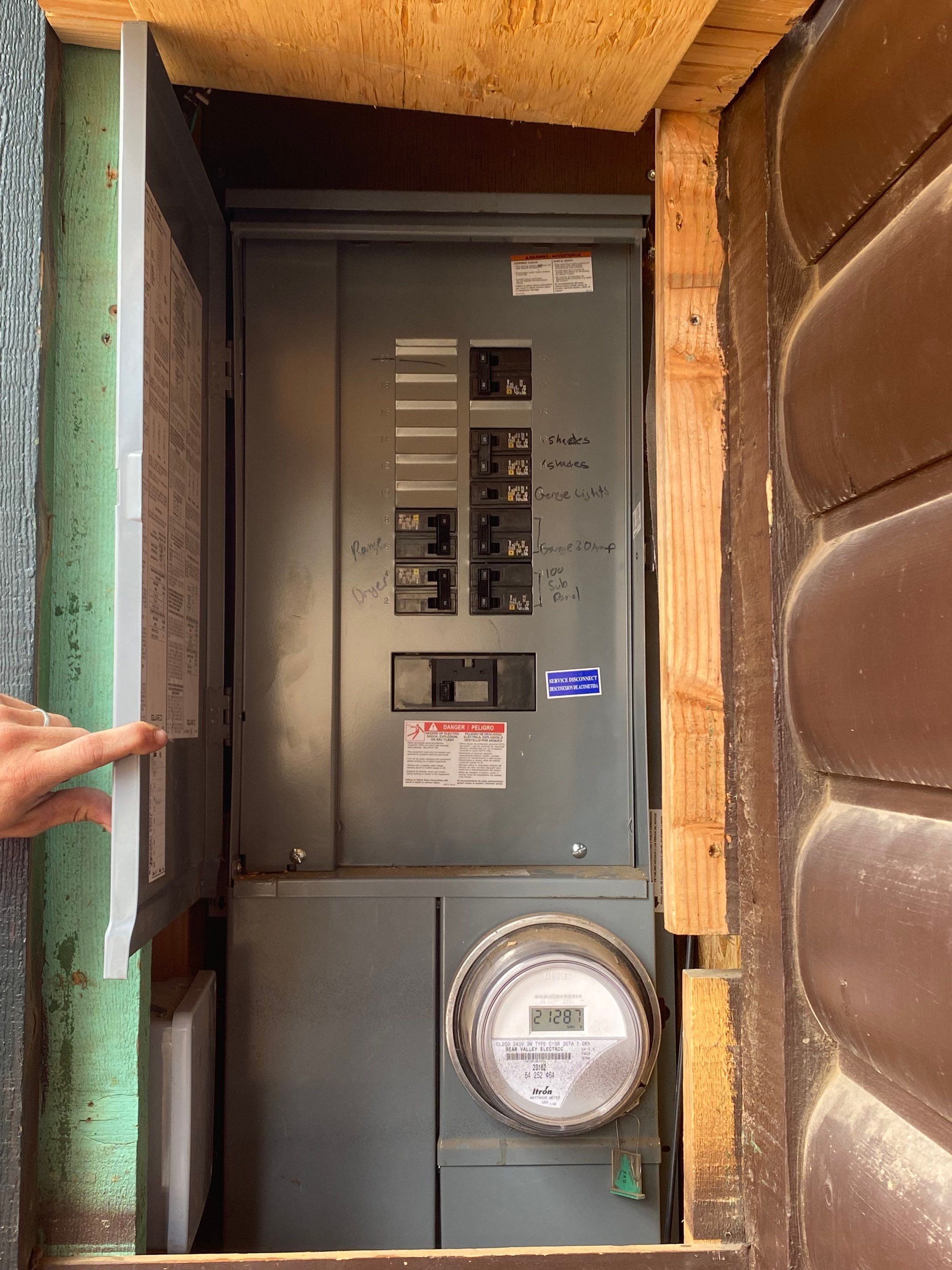 Big Bear Solar Power Installation with Tesla Powerwall by VIBE SOLAR