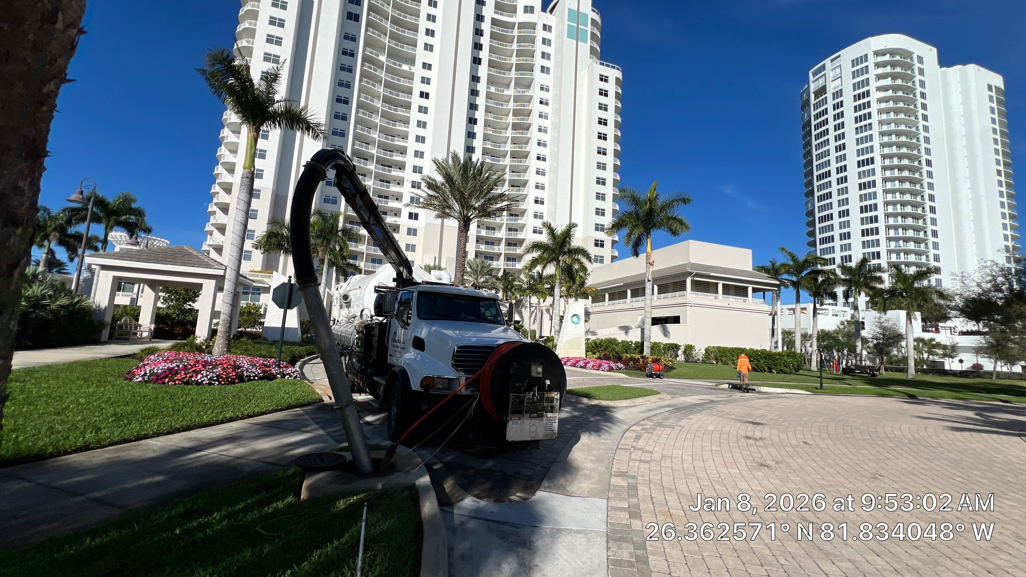 Bonita Bay Condo Stormwater System Maintenance with PRS by APS Power & Water