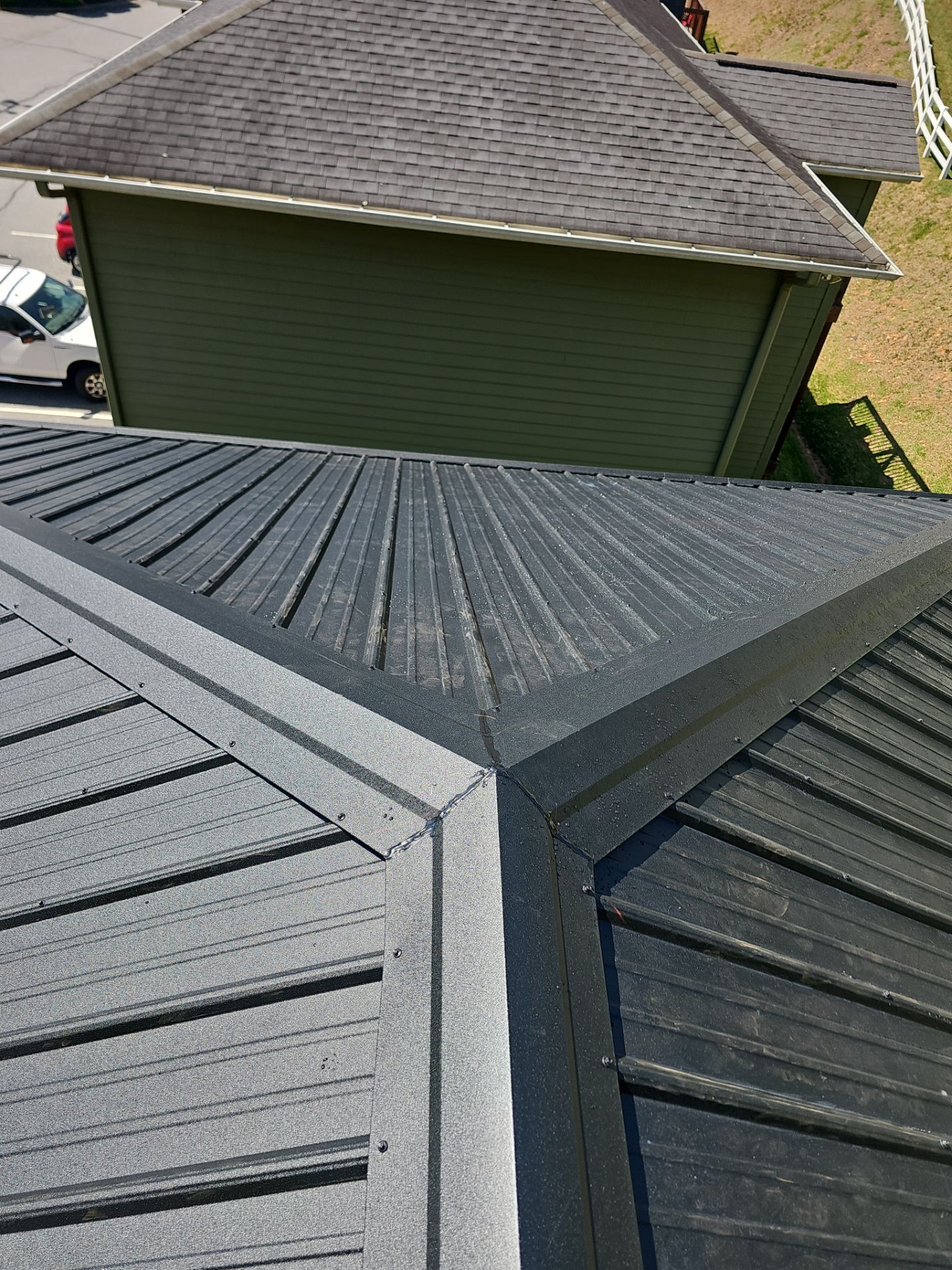 Kensington Meadows 161 by Omnia Roofing