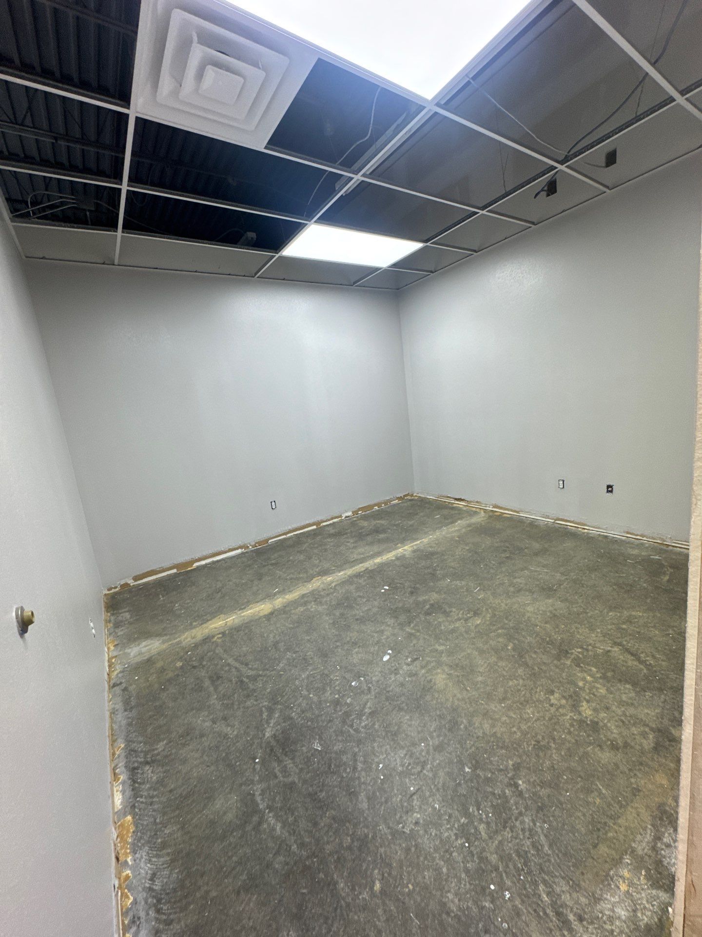Commercial Interior Repaint by Midwest Paint LLC