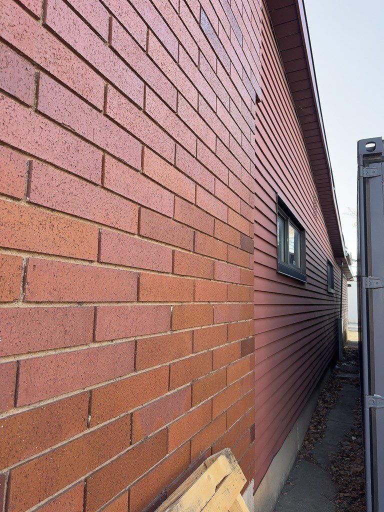 Bountiful | Premium Vinyl Lap Siding | Gray by Ideal Siding Utah