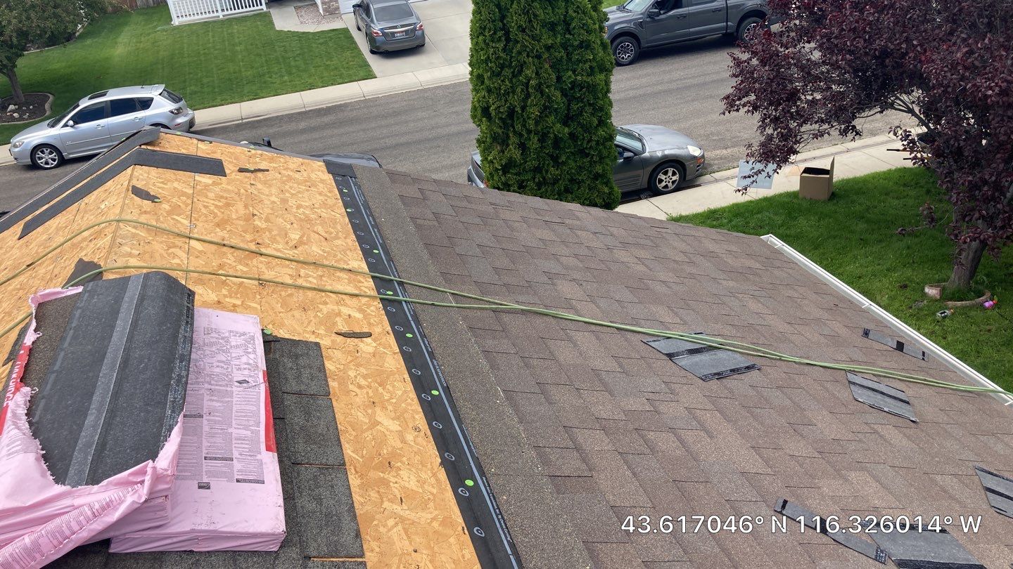 Boise Idaho Single Level Residential Roofing Installation using Owens Corning by ID Roofing LLC