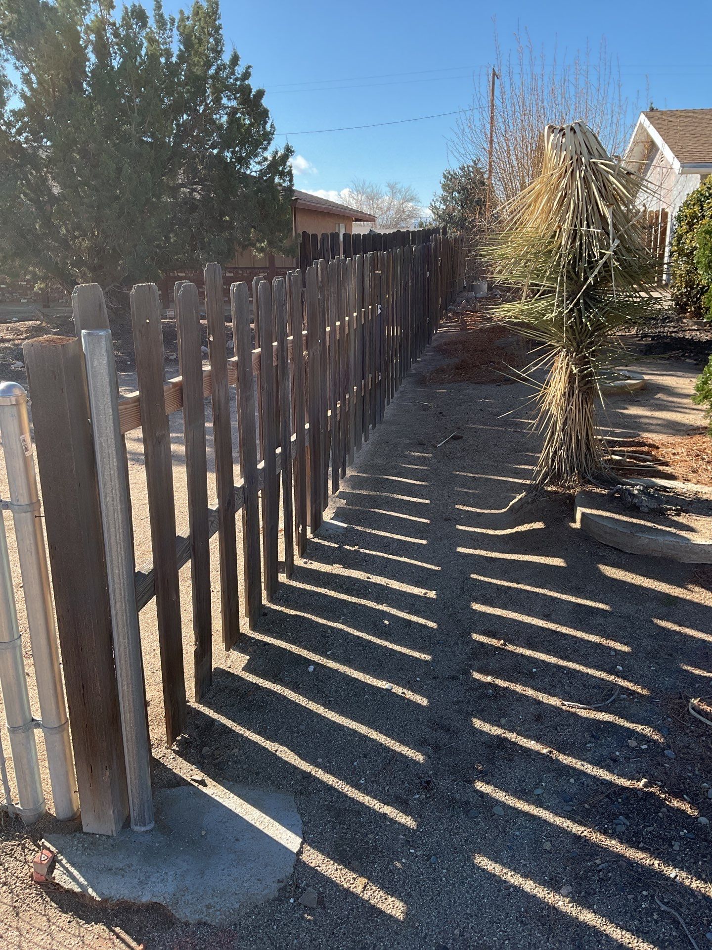 Fence Installation using chain -link by Fence Guys Inc.