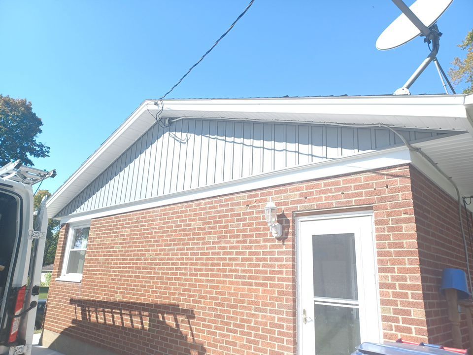 Van Hughes by Silver Leaf Contracting 