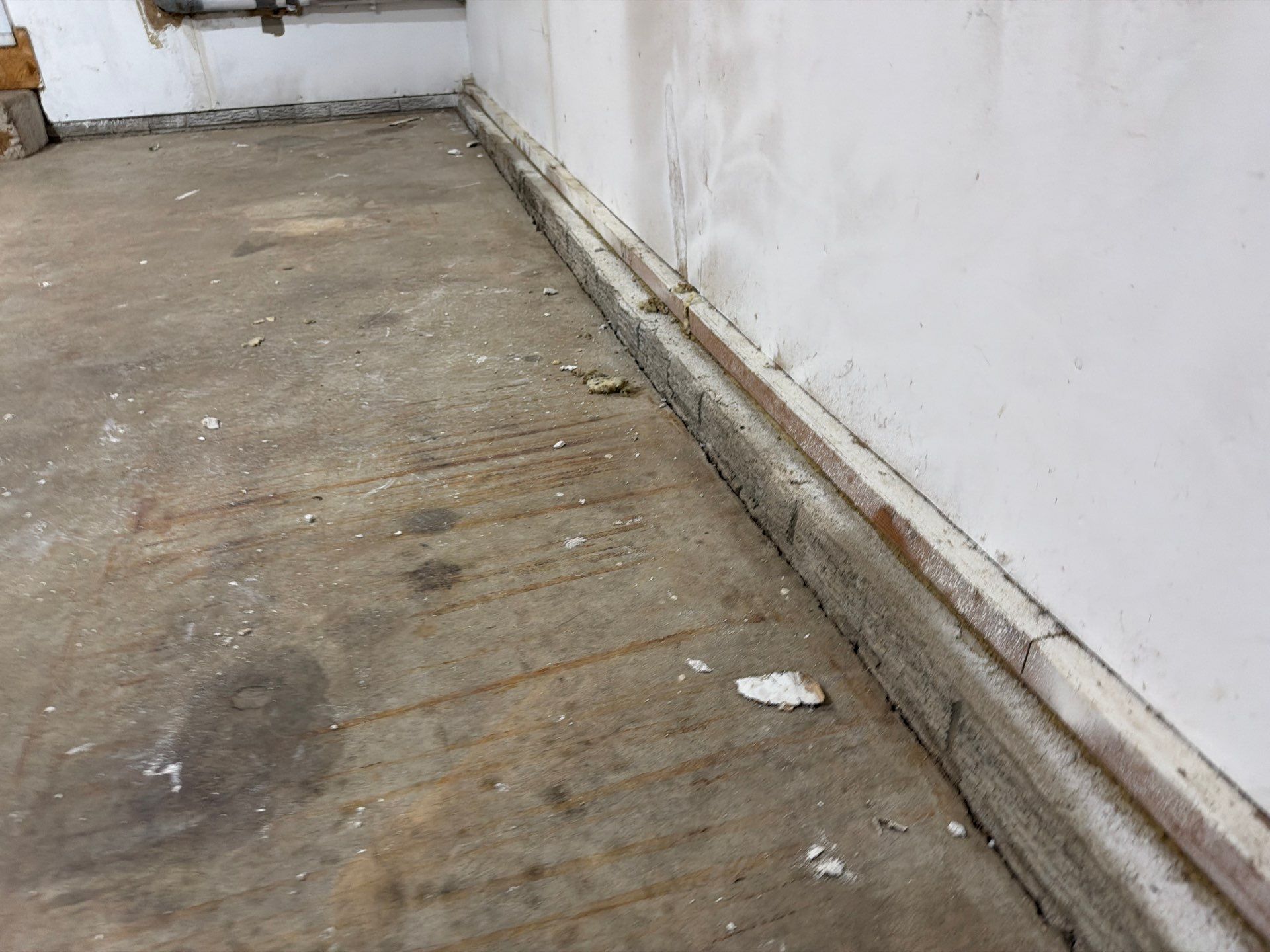 Hartford Garage Concrete Coating With Orbit Flake Finish by Select Painting, Coatings & Garage Cabinets