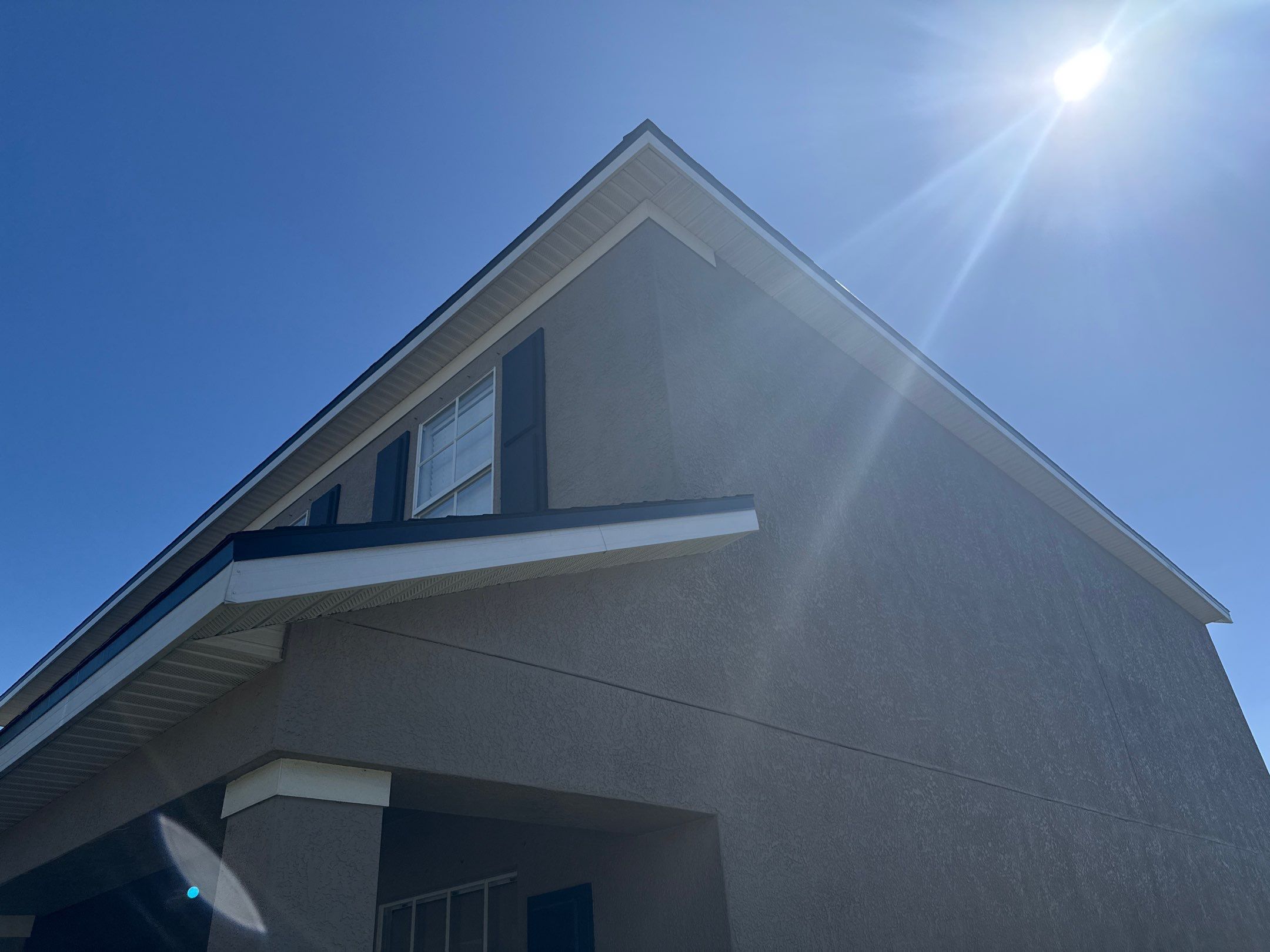 Two-Story House Wash in Crystal Lakes – Palmetto, FL by Sunshine AquaWash
