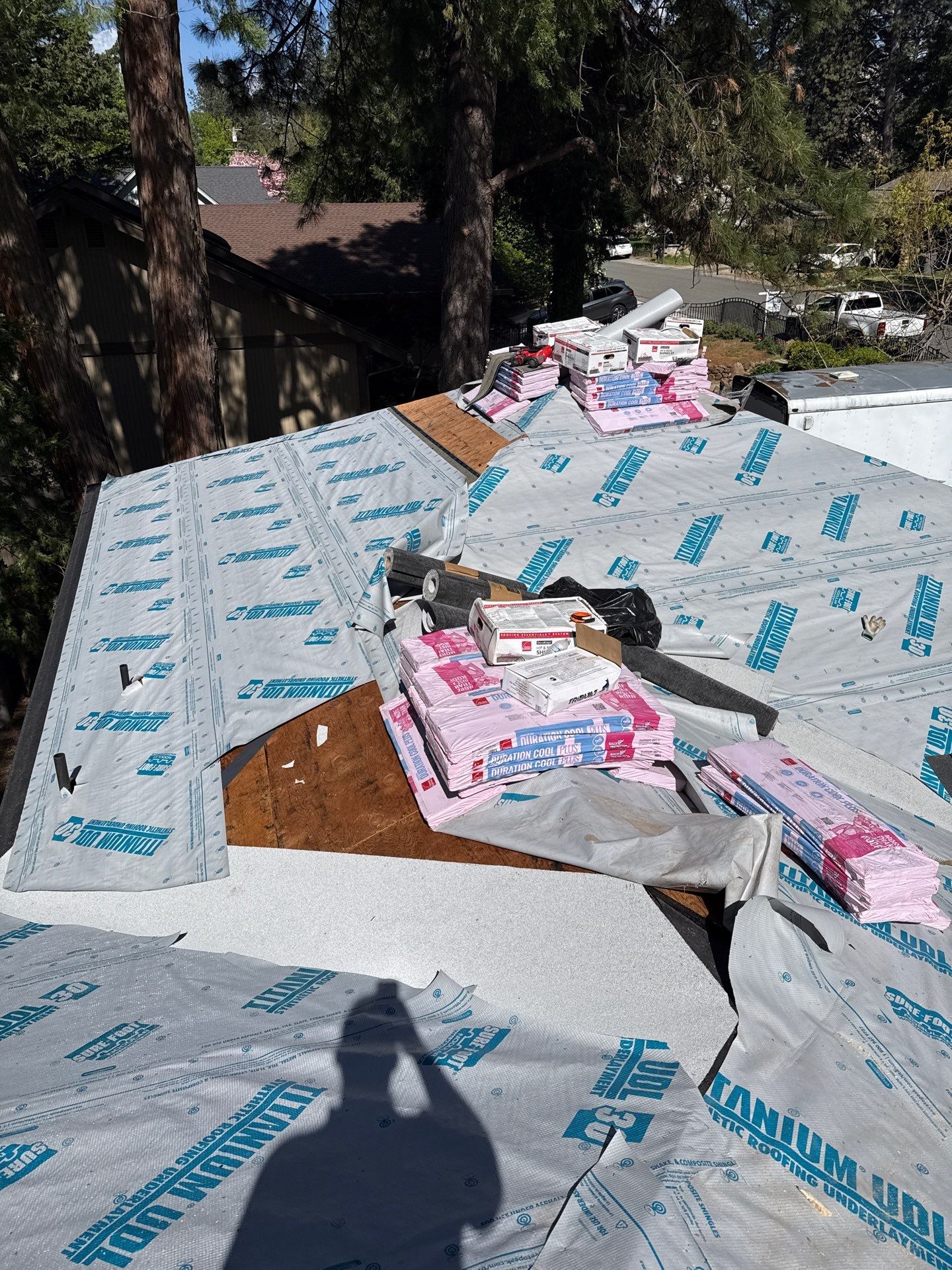 Owens Corning Roofing and REC solar panels by Byers Enterprises 