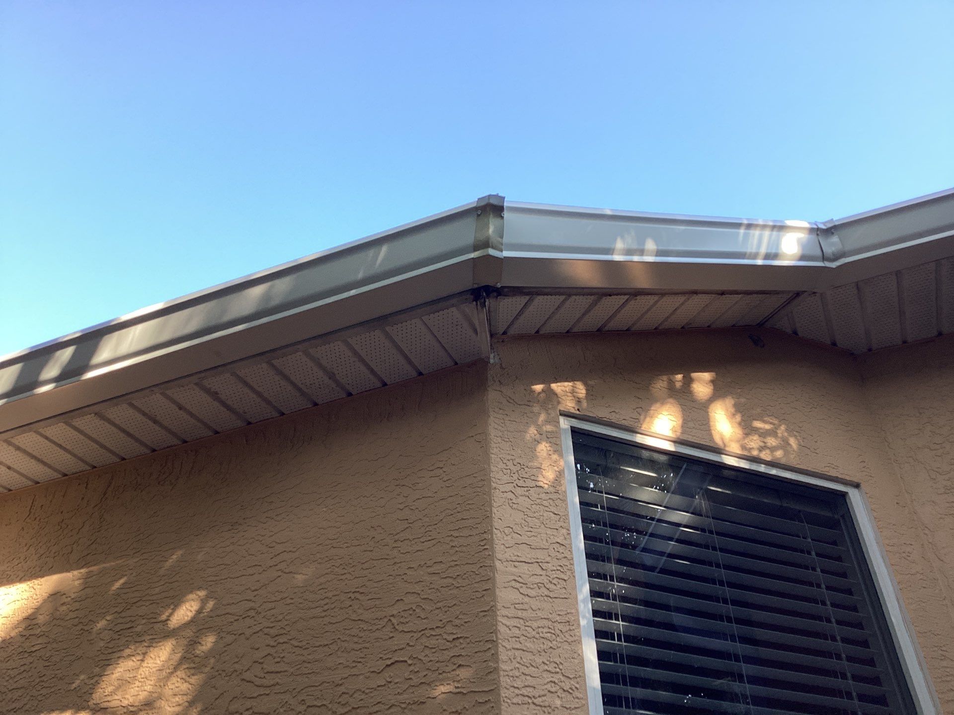 6 Inch Seamless Gutters using K-Style Seamless Gutters in Cape Coral FL by Gutter Professors