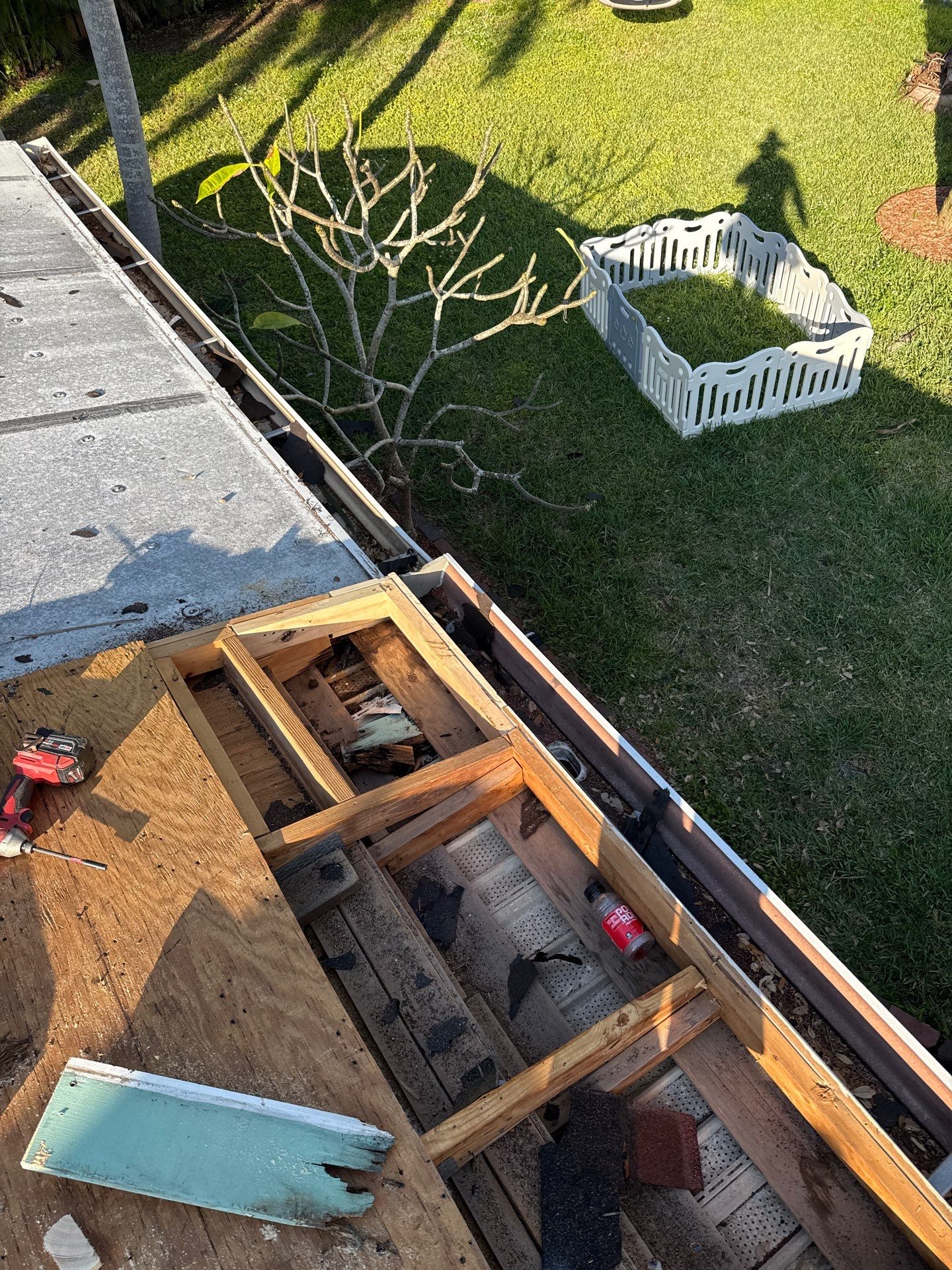 Project in St. Petersburg 33710 by Mitchell Roofing Company LLC 