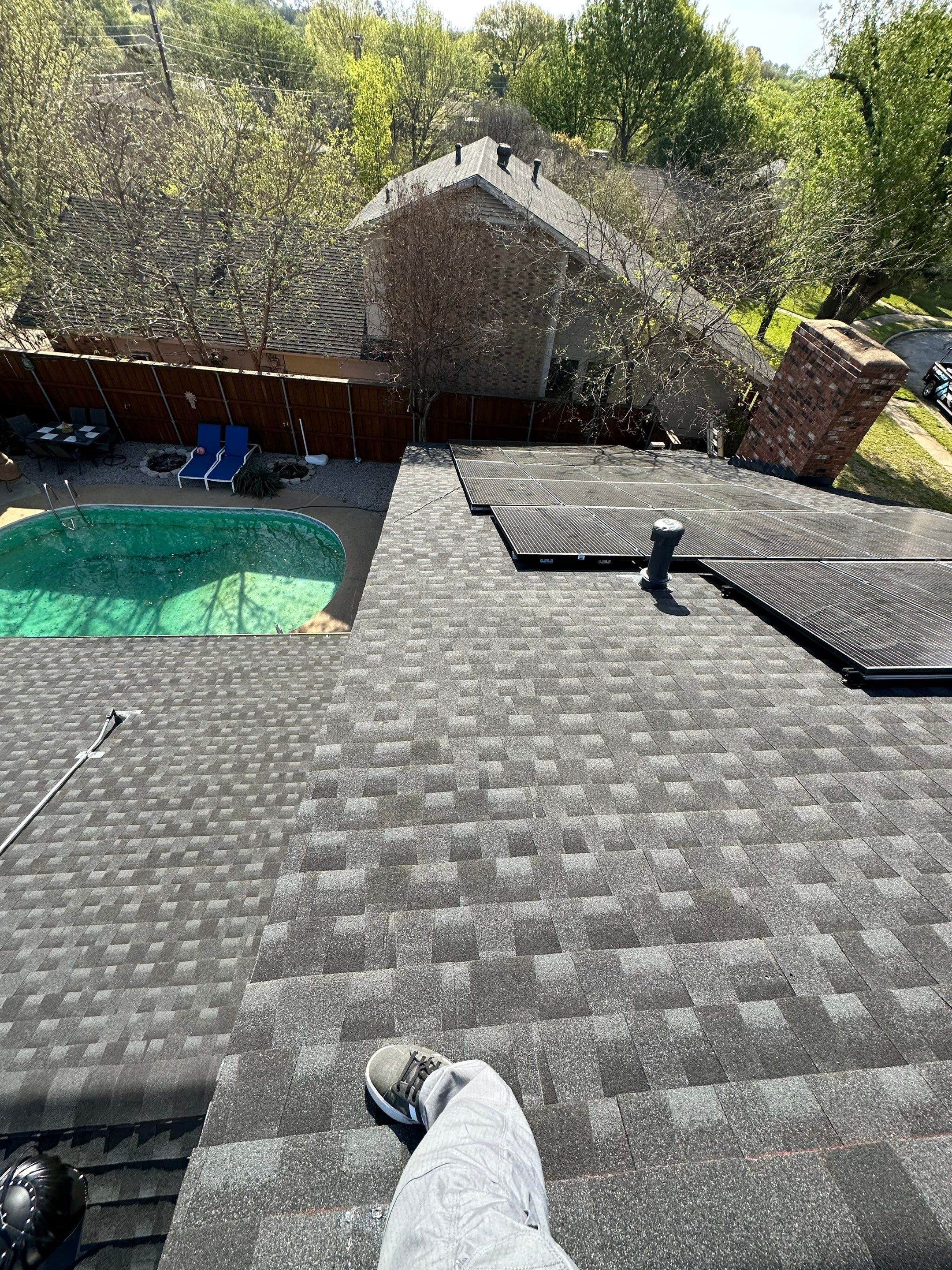 GAF HDZ - Charcoal by Elite Roofing LLC