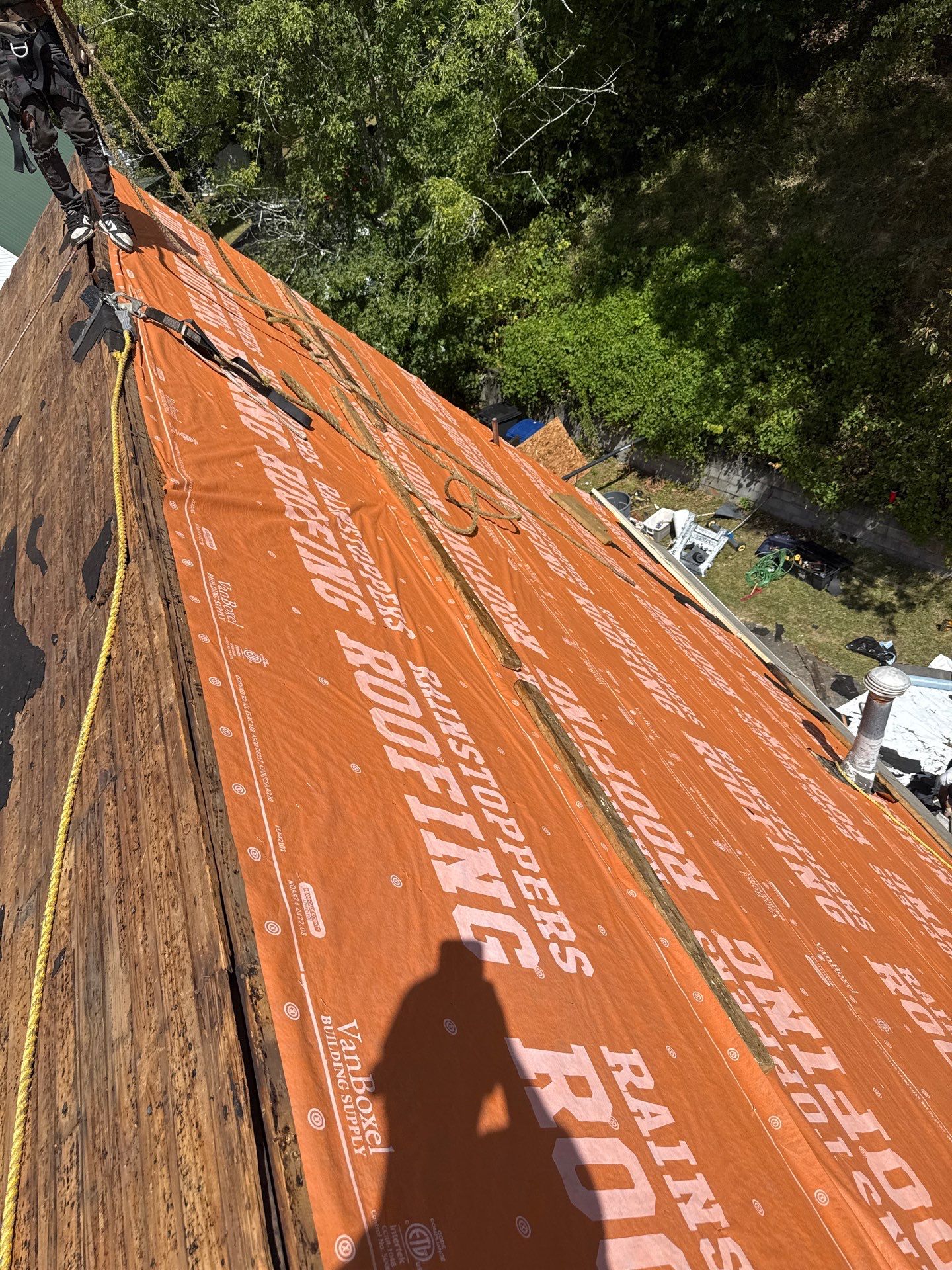 Residential Roofing Installation using GAF Timberline HDZ Charcoal by Rainstoppers Roofing