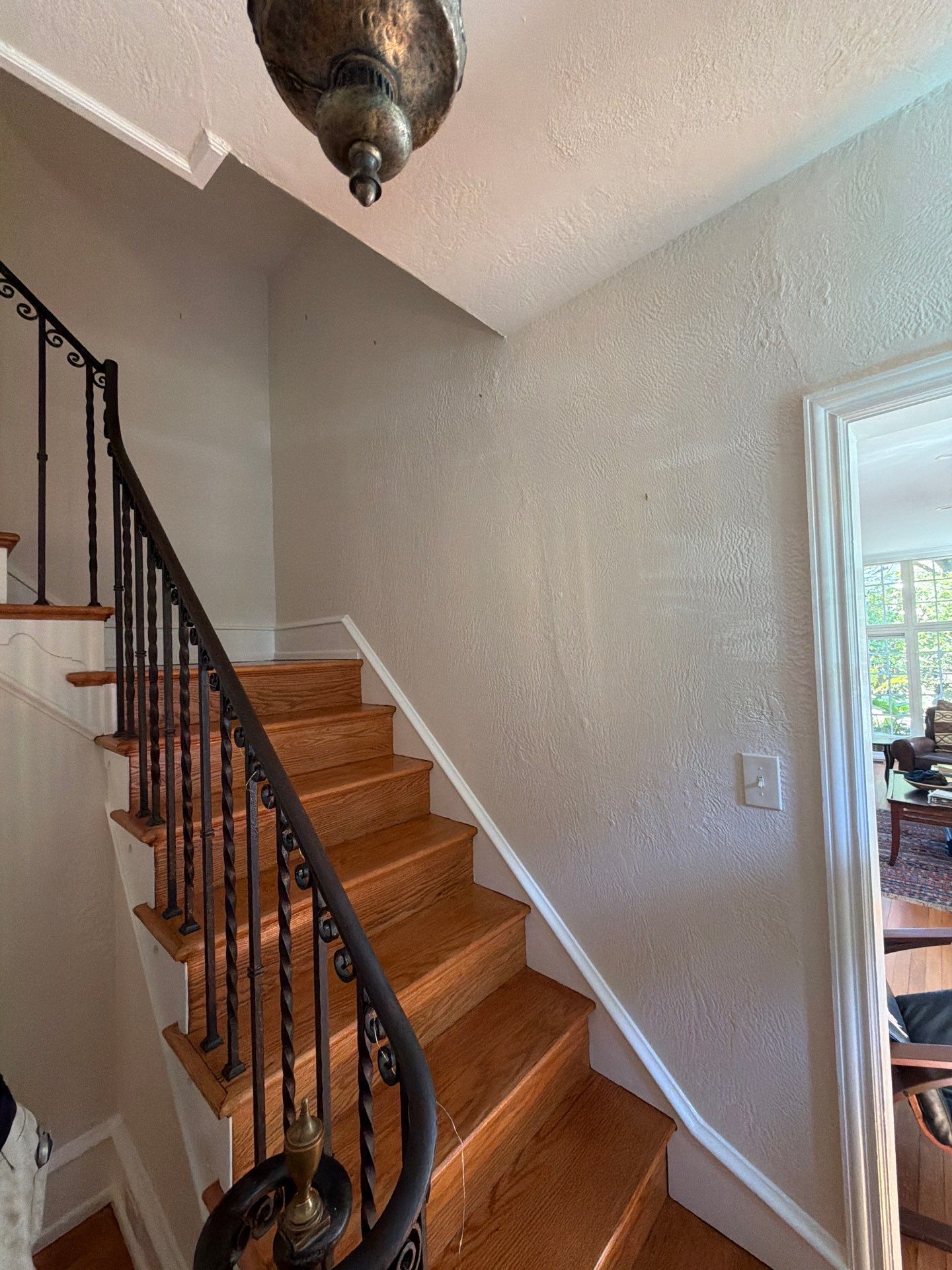 🏡 Giving the In-Between Spaces the Attention They Deserve by Groovy Hues