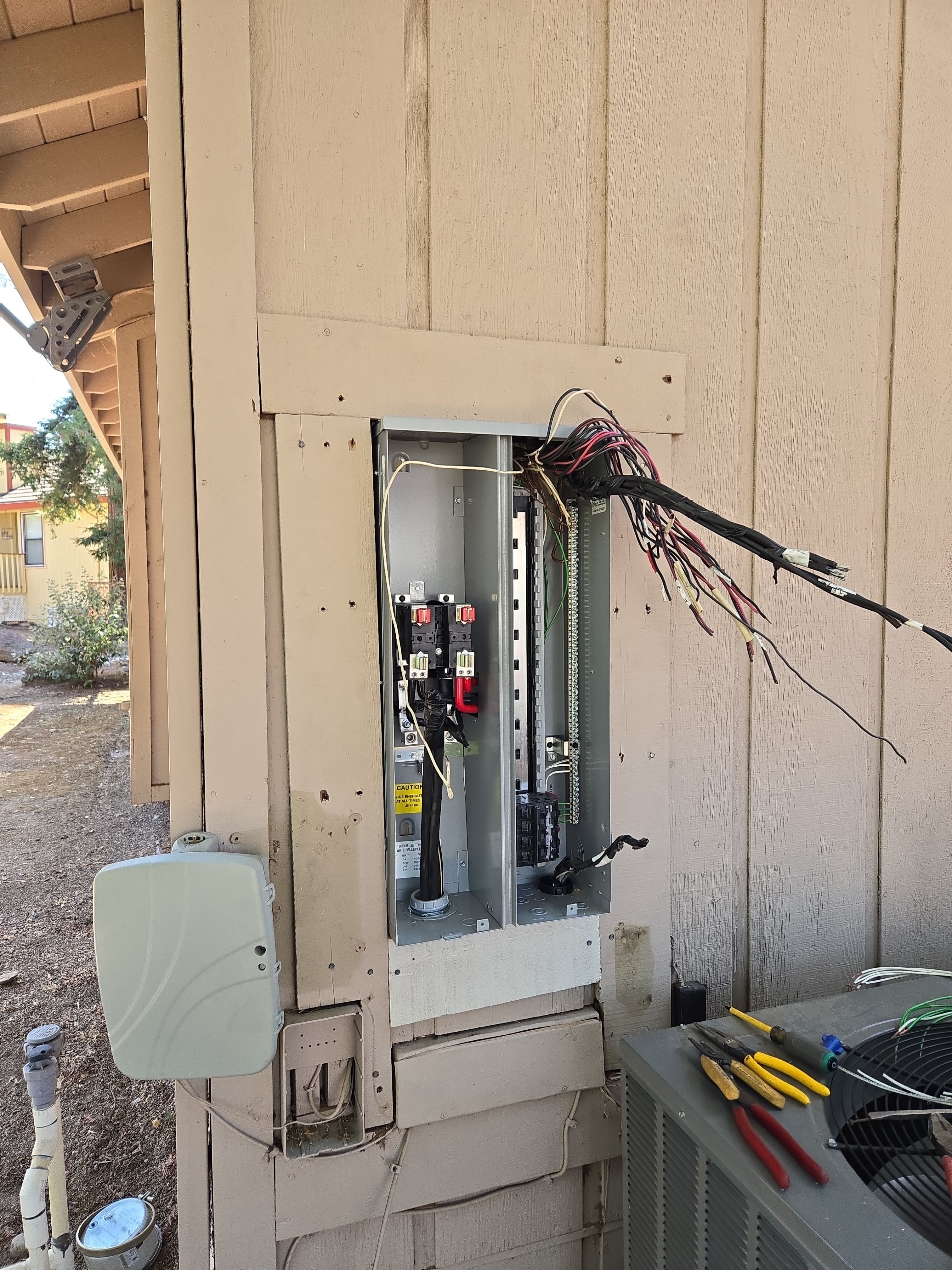 200a mpu by Peach Electric Inc