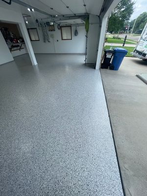 Multi-Car Garage Concrete Coating with Coyote Flake Finish in Sioux Falls