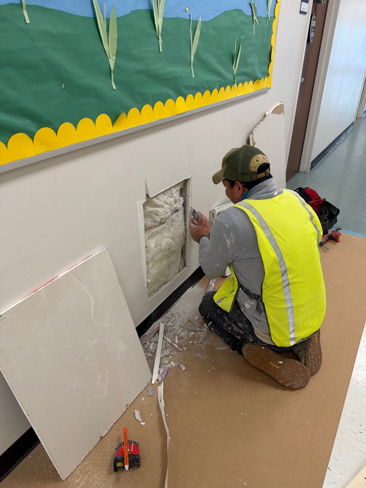 Commercial - Rivermont School  by Rodriguez Drywall And Paint 