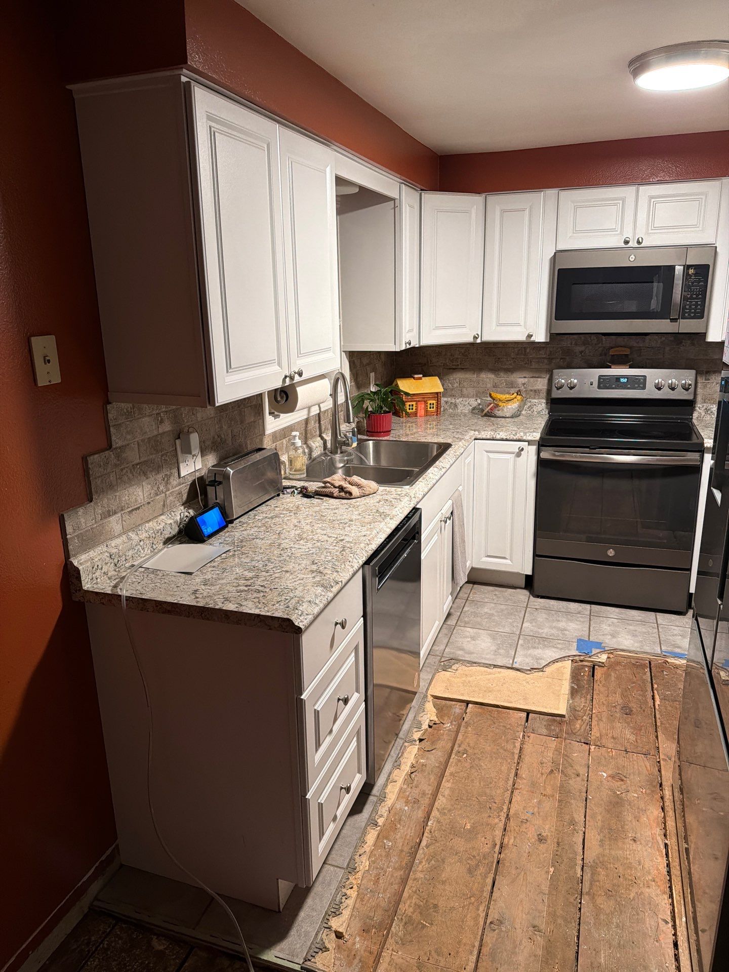 Kitchen Remodeling by Handyman State LLC