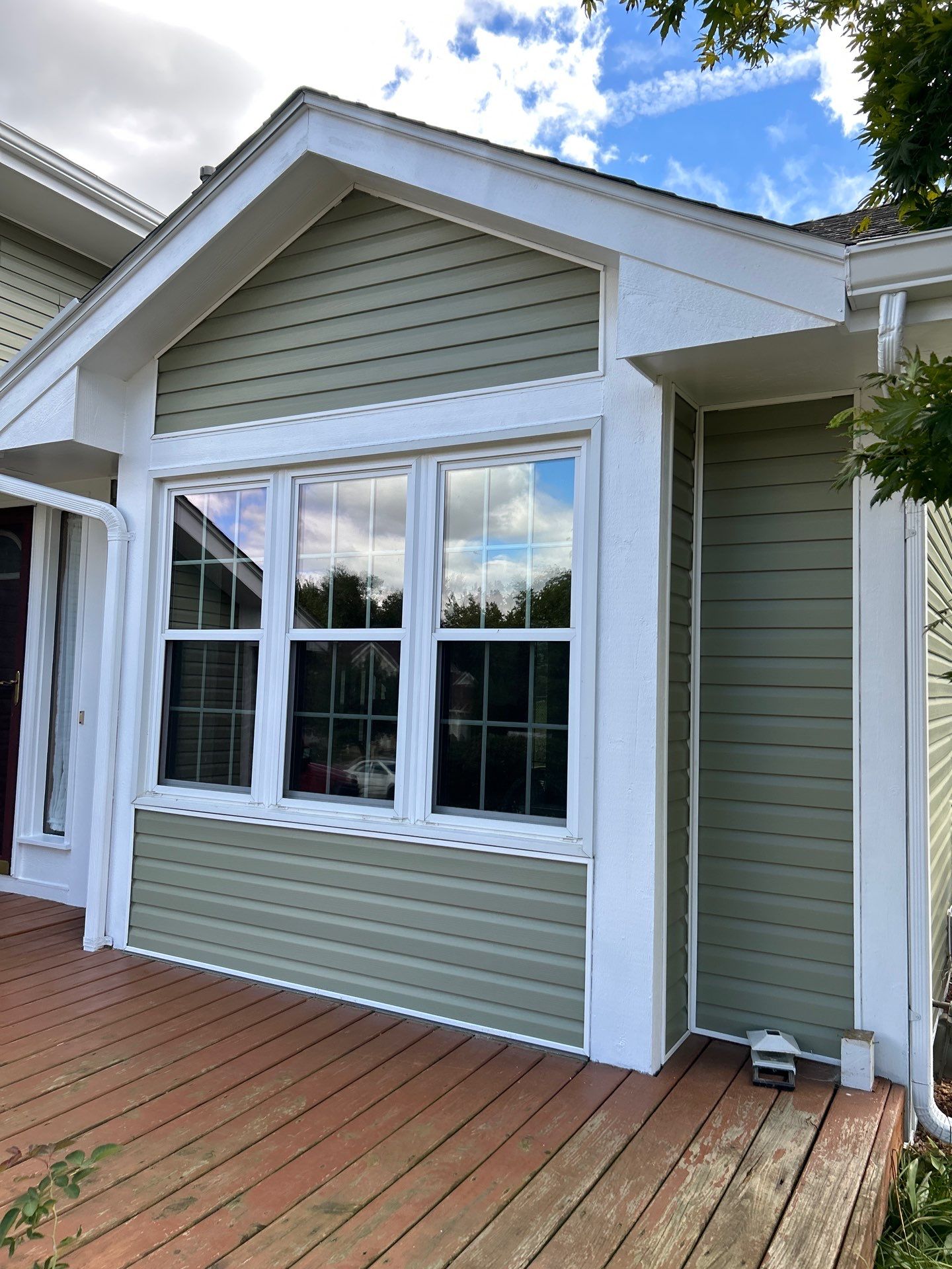 Vinyl siding in Pleasant Hill, IA by Blu Ember Properties