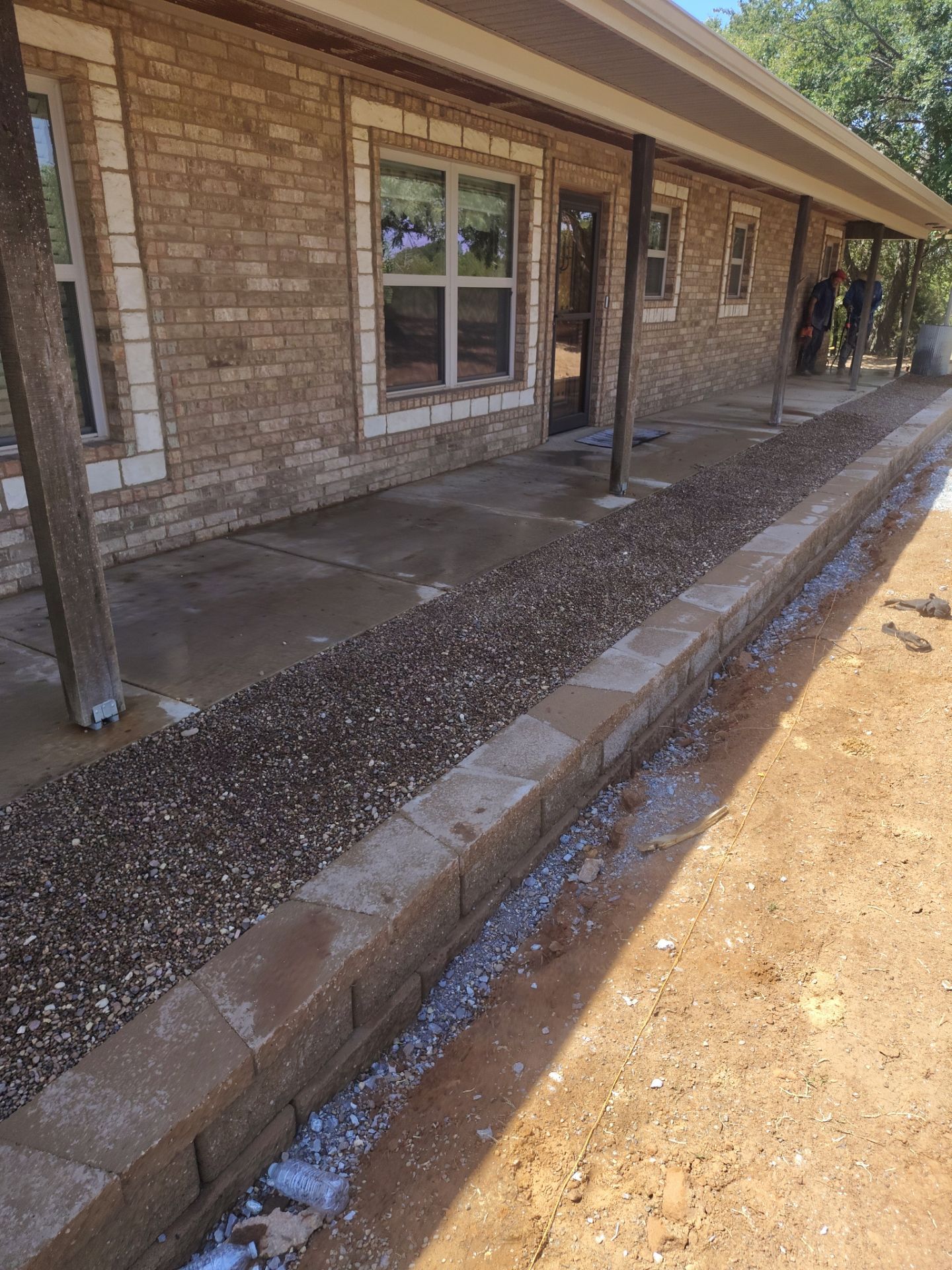 Retaining Wall by Clays Services Inc