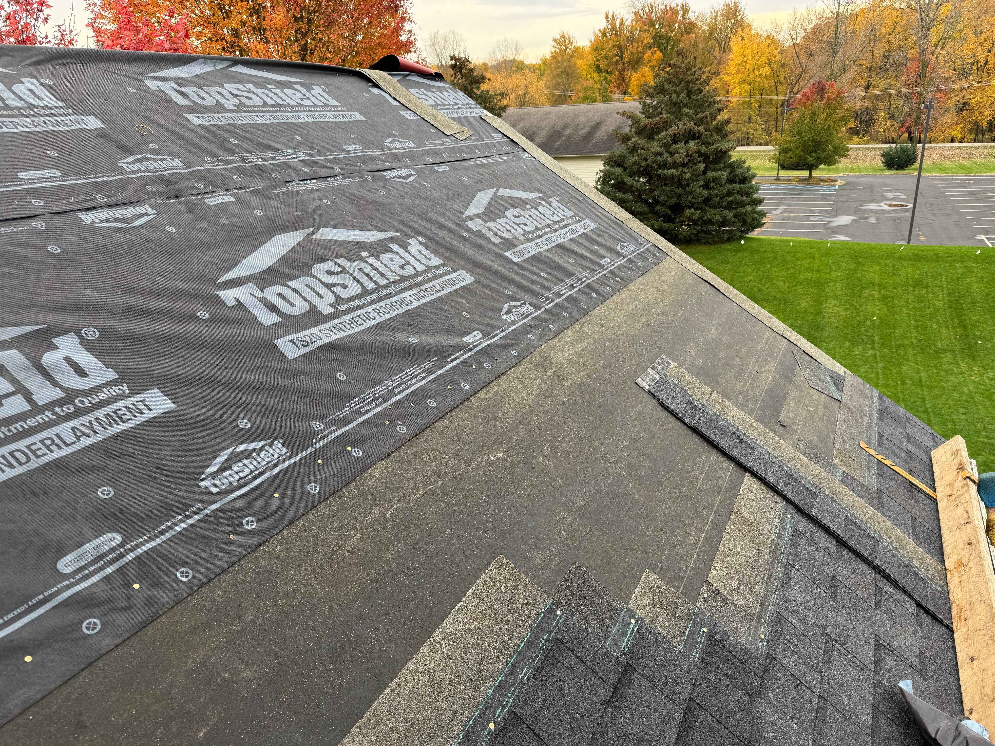 Residential Roofing Installation using Certainteed Landmark ClimateFlex by GRACCO