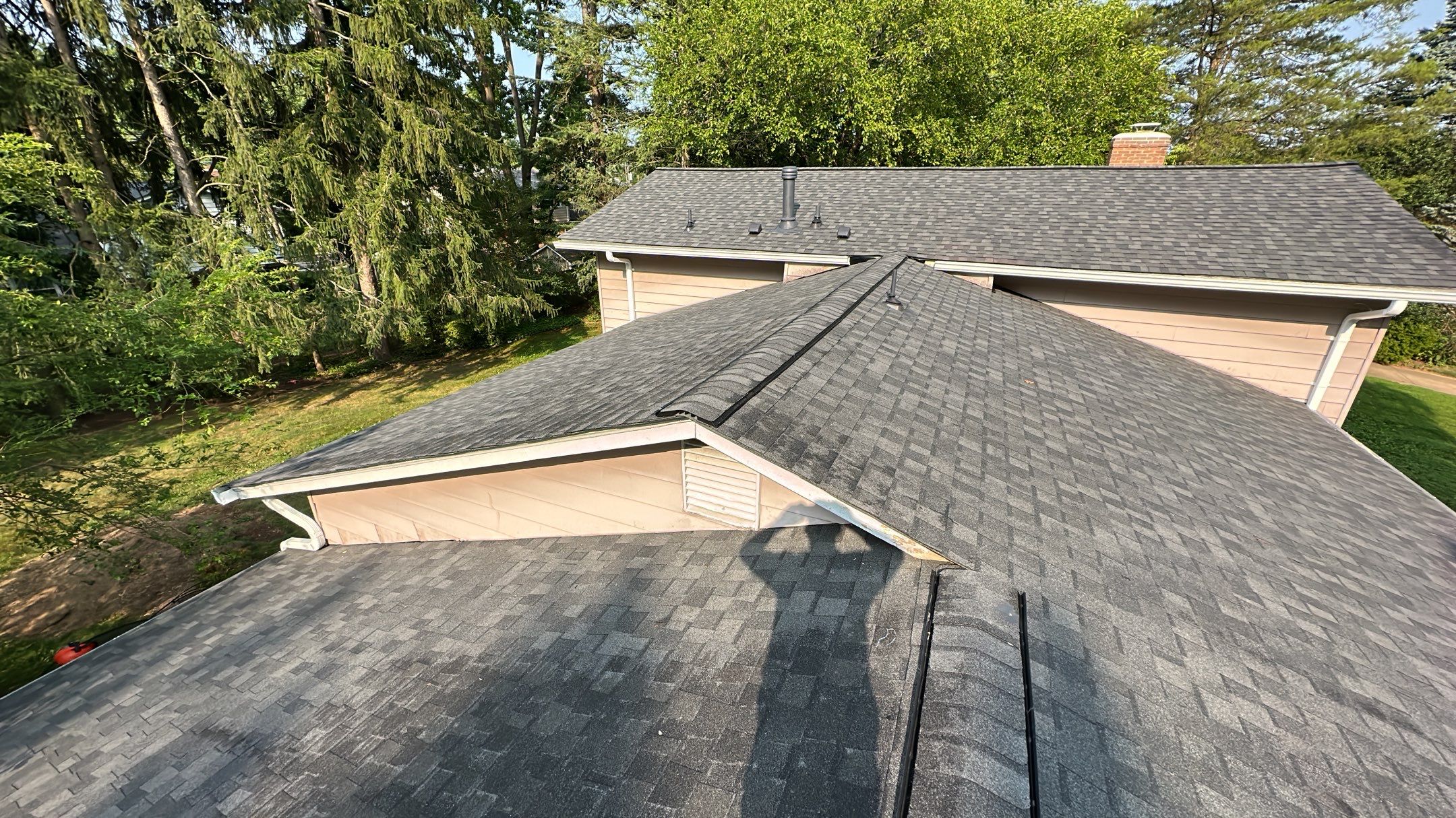 Vienna: CertainTeed Landmark Pro Architectural Shingles in Max Def Pewterwood by RM Banning, Inc.