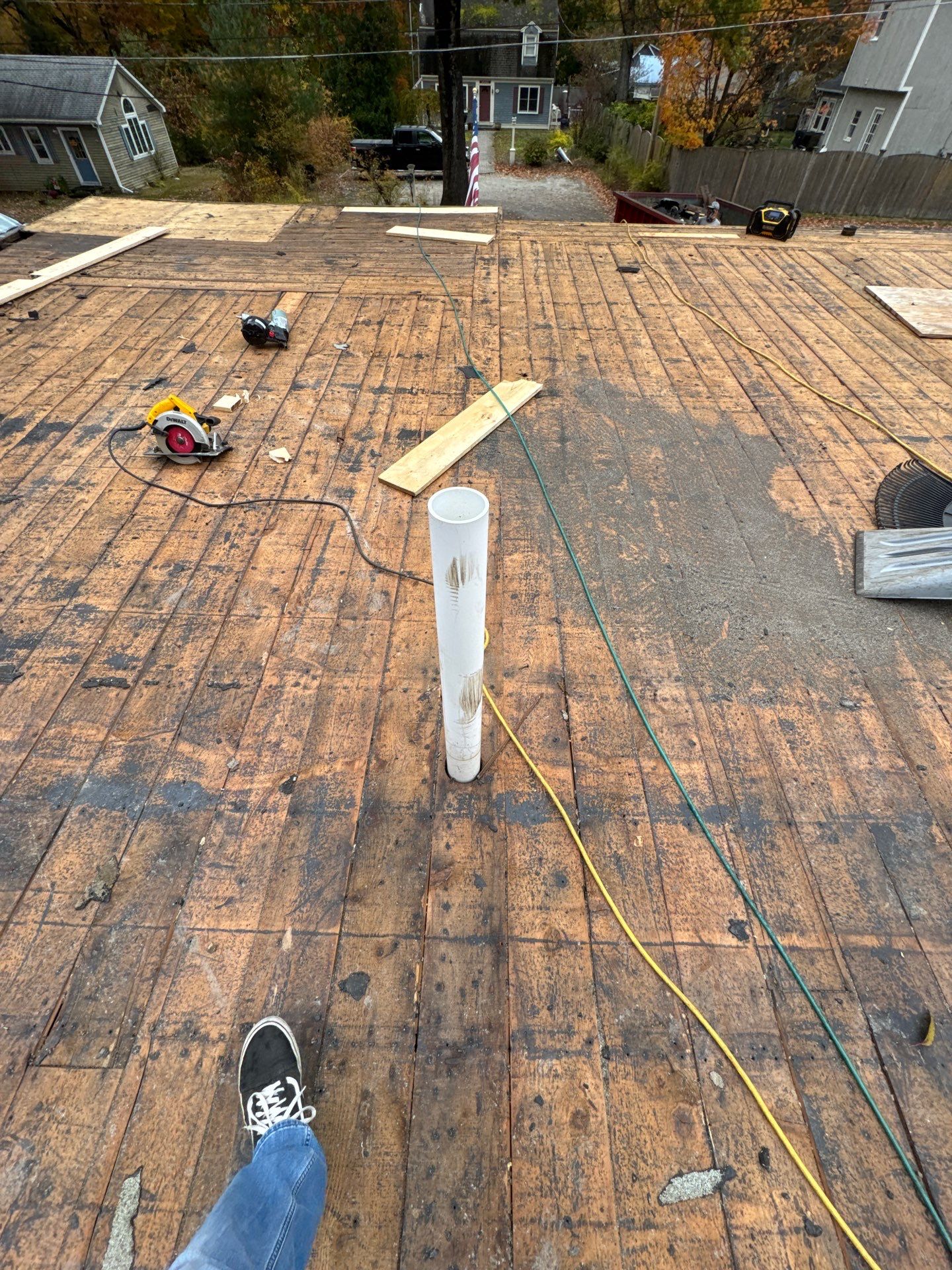 Westford EPDM Flat Roof with Gutter & Soffit/Fascia Replacement by Mighty Dog Roofing of Greater Middlesex County