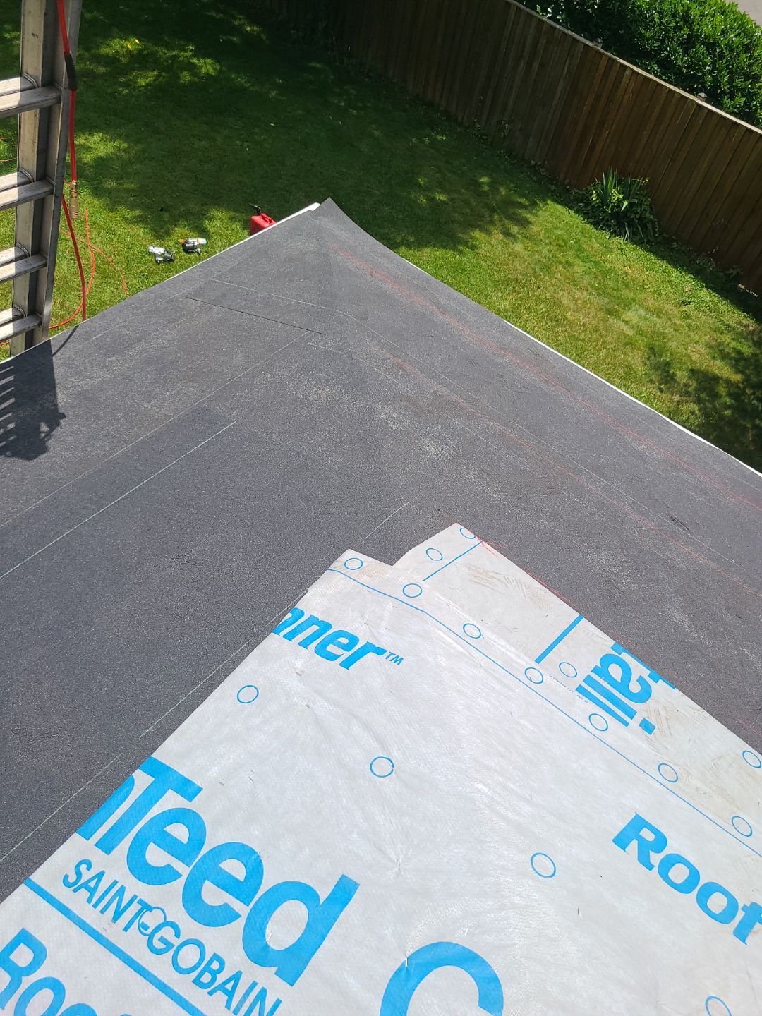 Arlington: CertainTeed Landmark Designer Shingles in Moire Black by RM Banning, Inc.