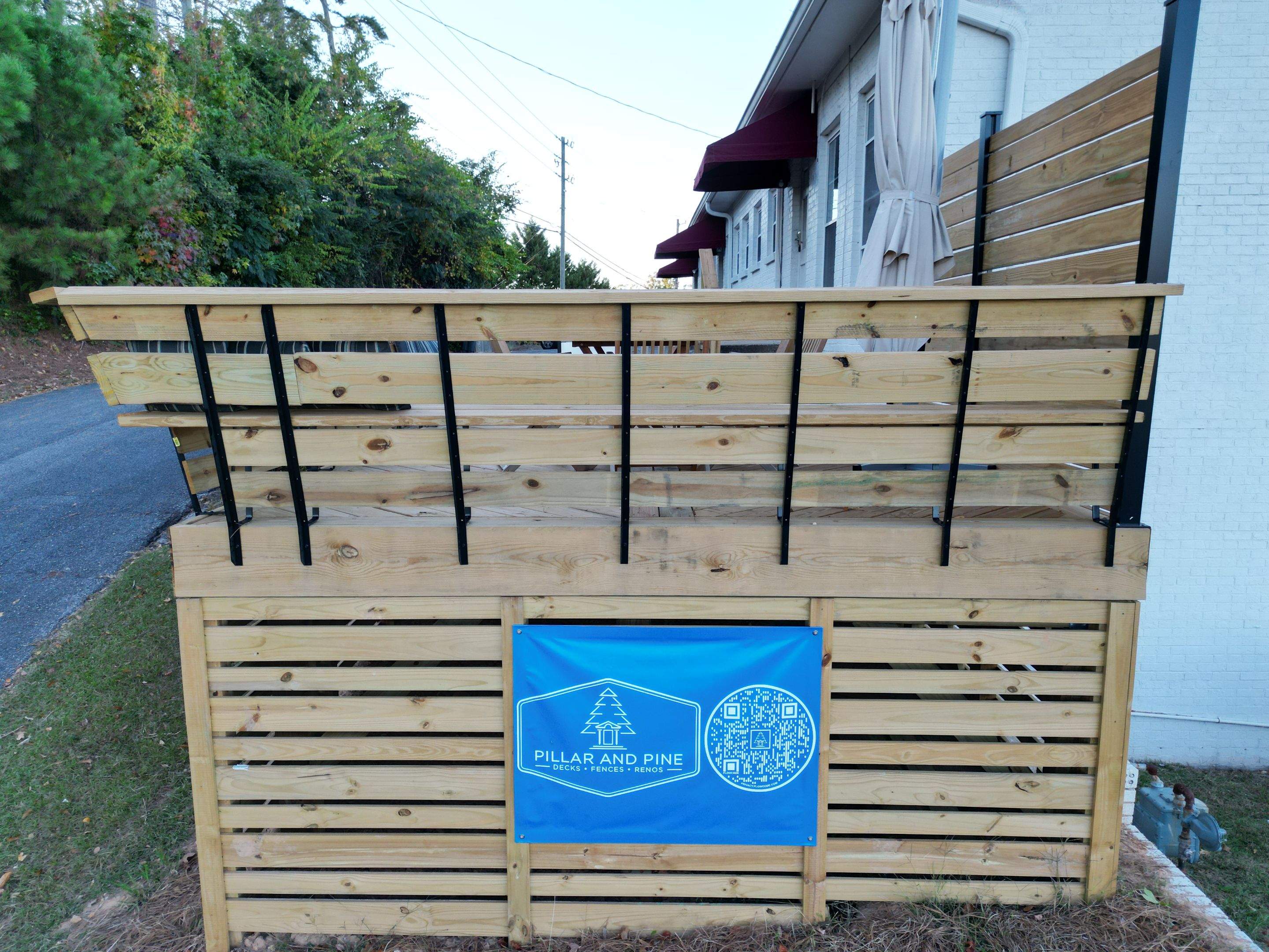 Independence Drive - Deck Installation   by Pillar and Pine