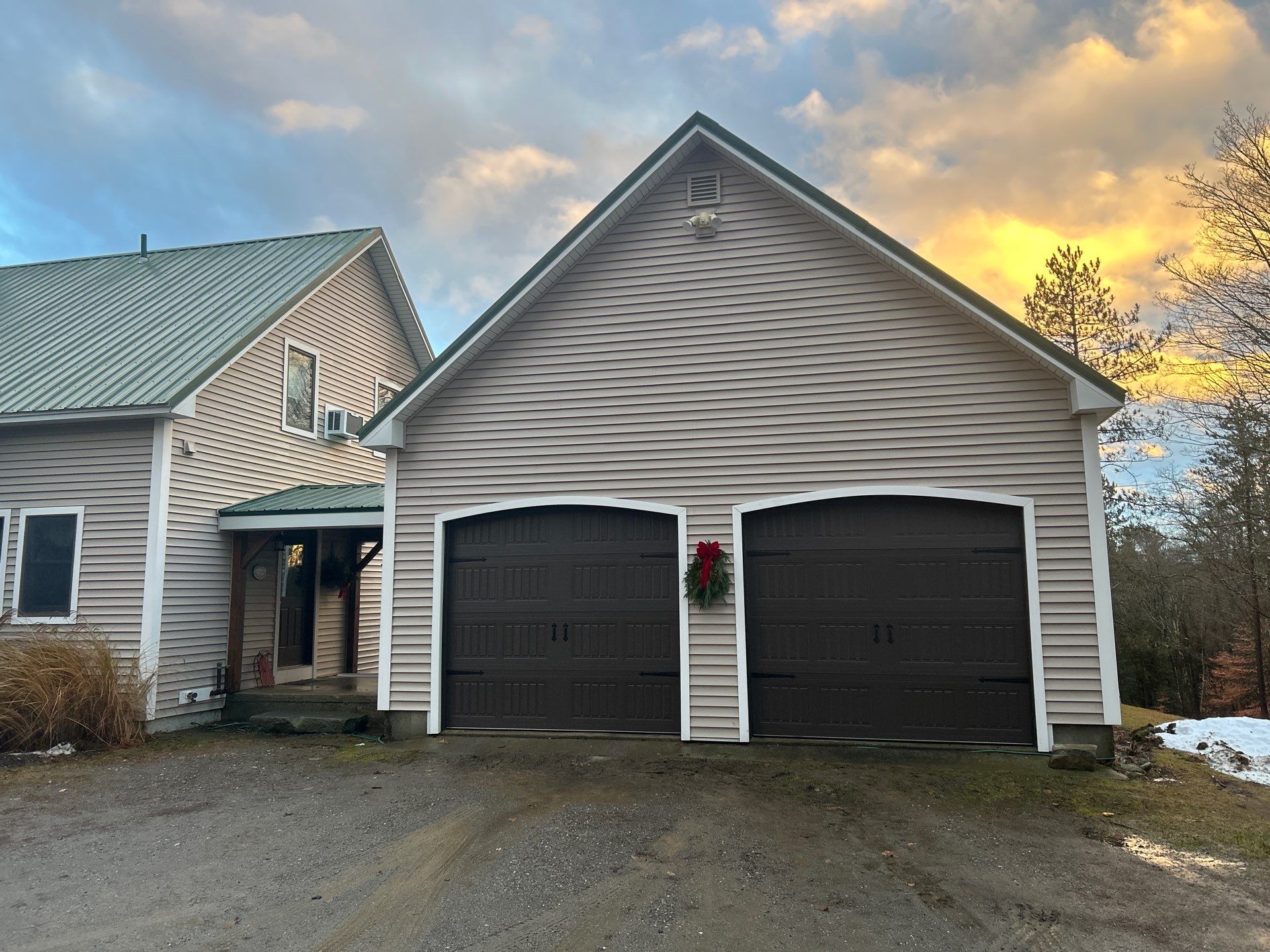 Door Installation using Raynor Encore Garage Door by Keene Door