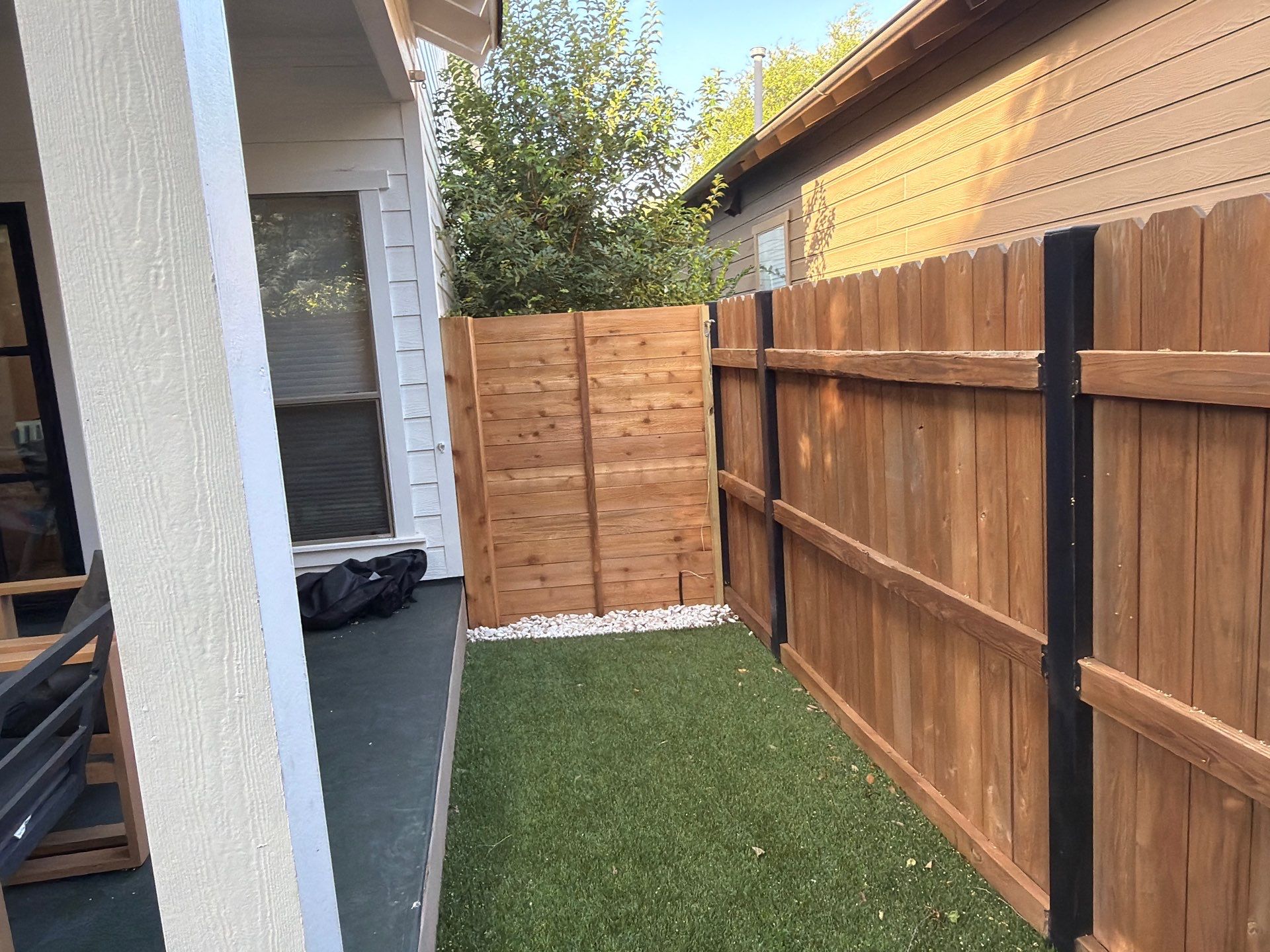 Custom Horizontal Cedar Privacy Fence and Gate Installation in Austin