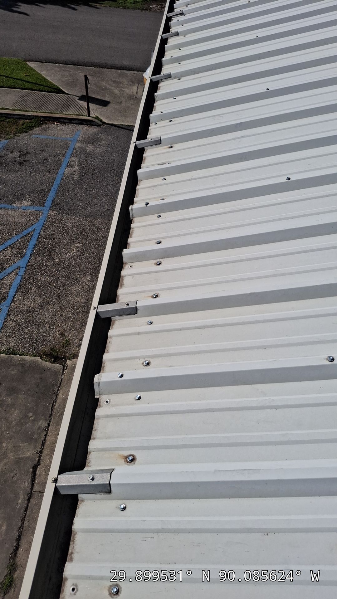 Metal Roof Coating in Harvey by HDS Contractors