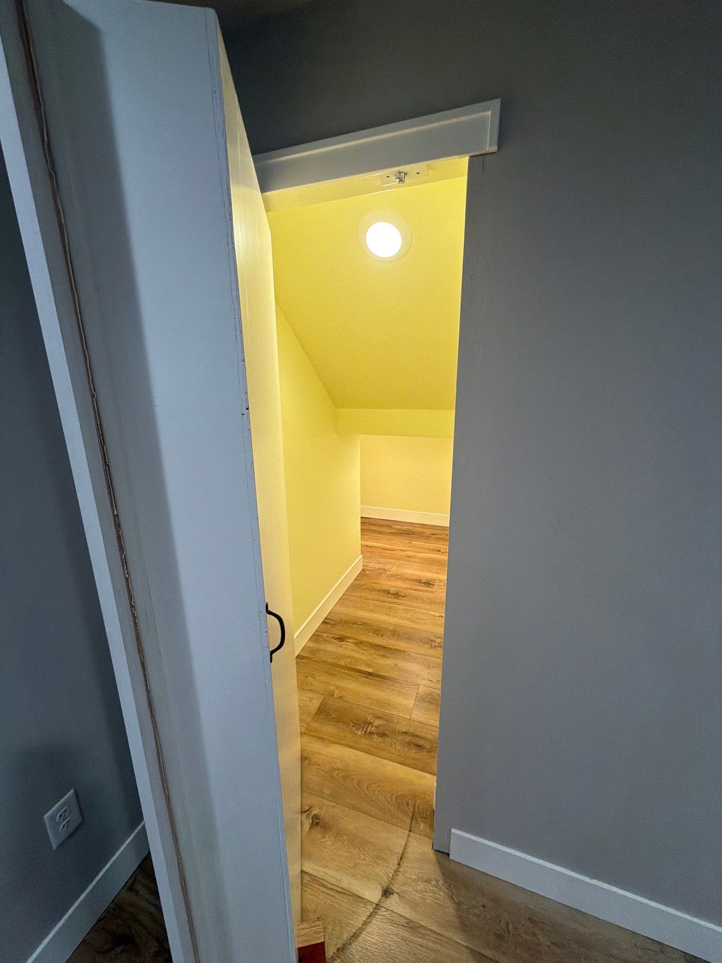 Sioux Falls Interior Finishing by Select Painting, Coatings & Garage Cabinets