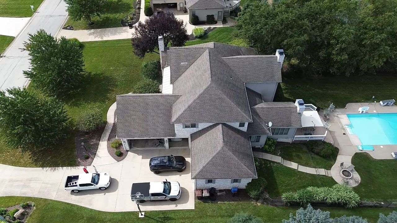 ATLAS PINNACLE COLOR: WEATHERED WOOD by Eagle Eye Roofing