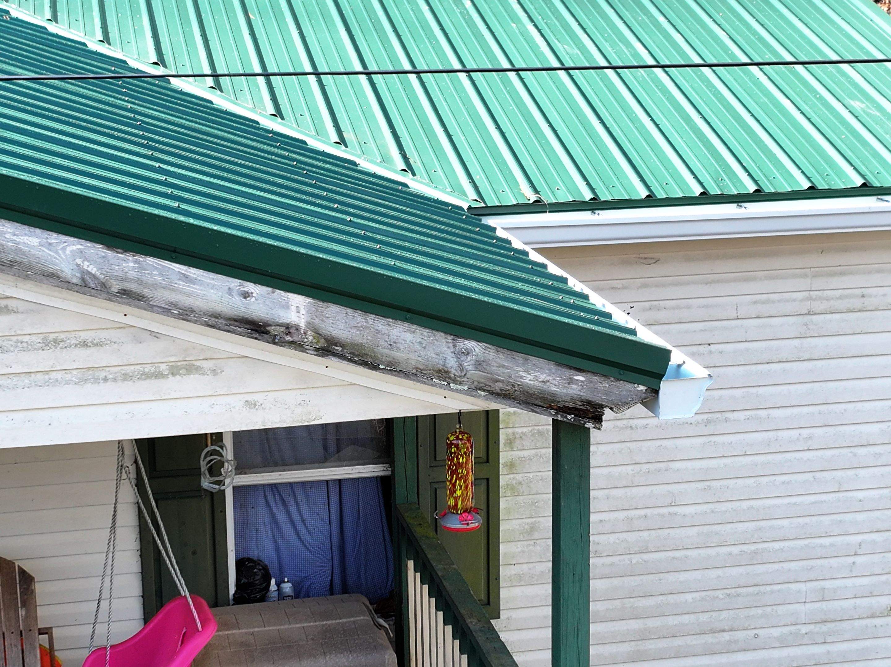 Morefield Residence by Omnia Roofing