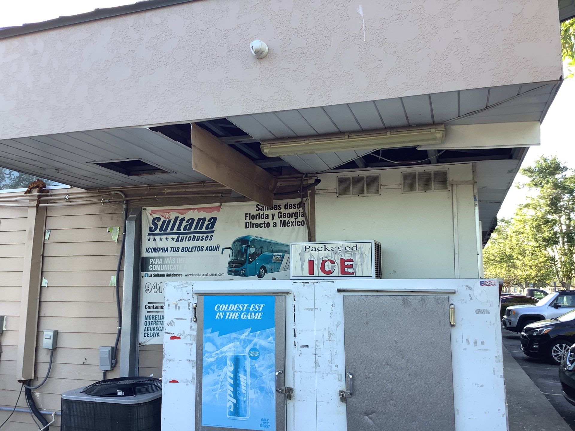 Soffit and Fascia Replacement in Bradenton FL by Gutter Professors