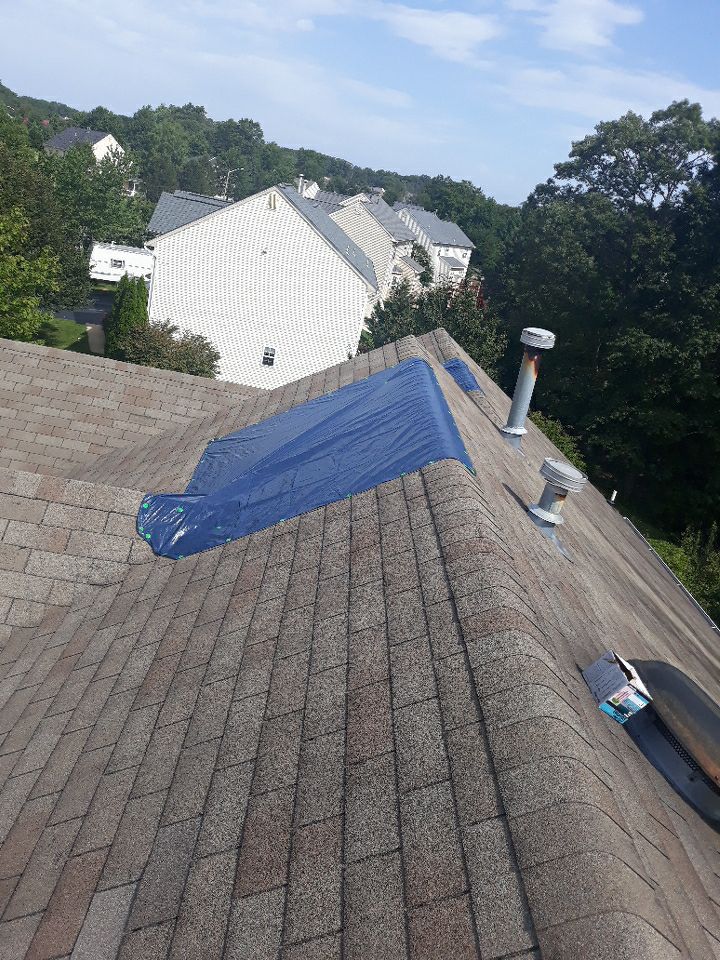 Woodbridge: CertainTeed Landmark Designer Shingles in Cottage Red by RM Banning, Inc.