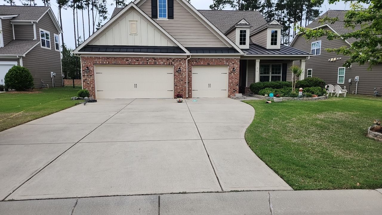 House Wash using cleaner by Power Wash Masters LLC