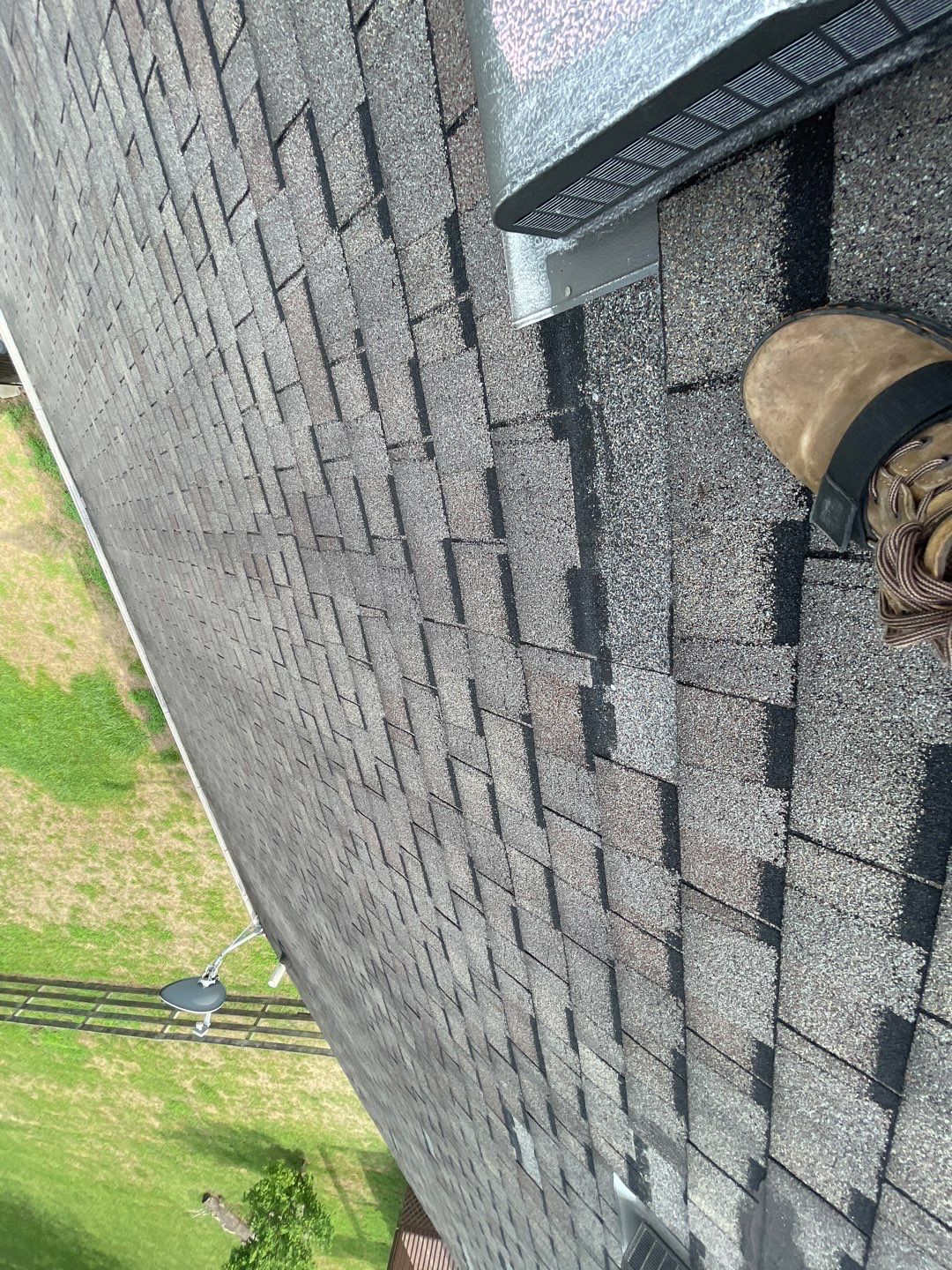 Residential Roofing Installation using Owens Corning Oakridge Roofing System by Undersun Roofing 