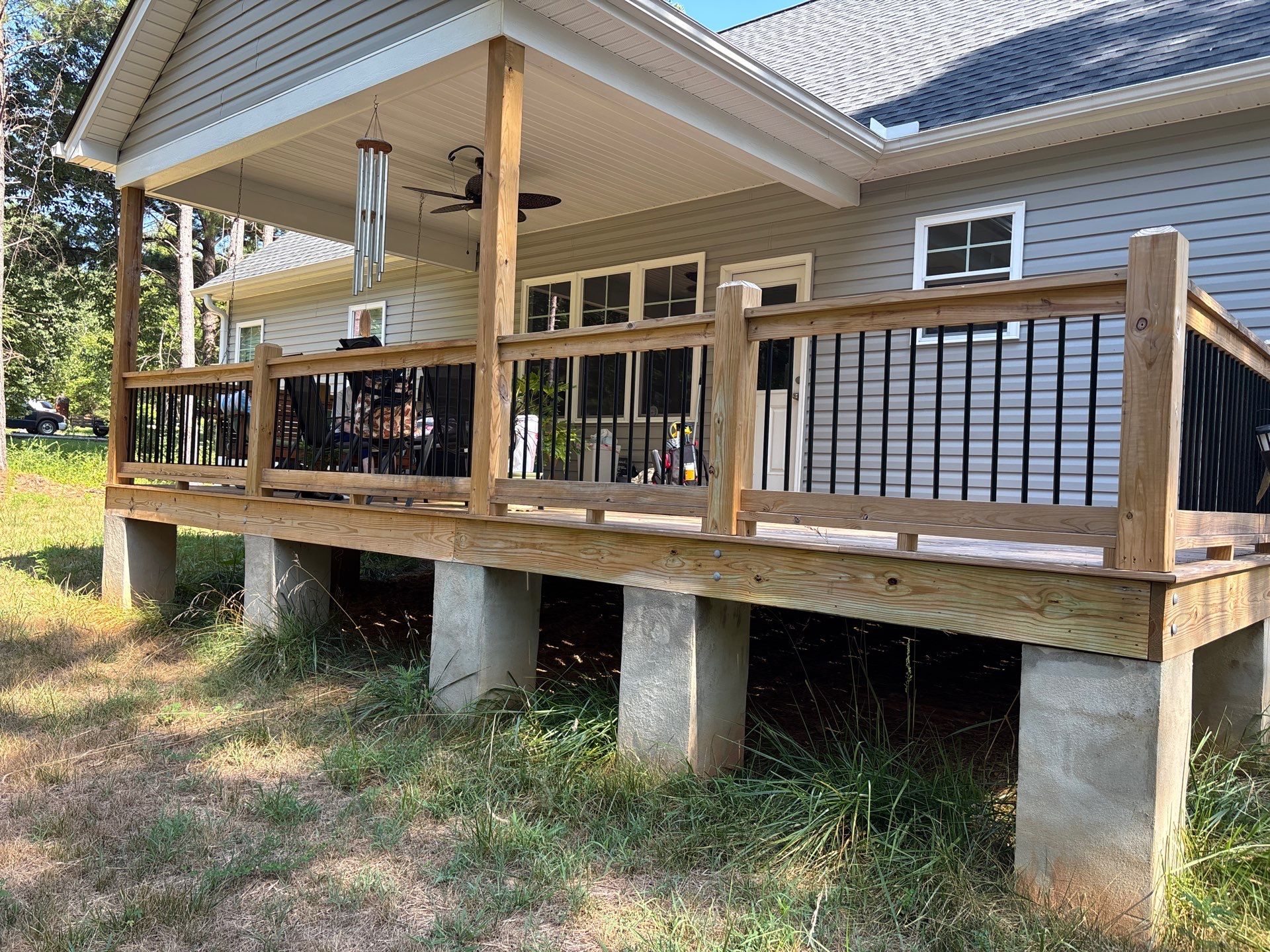 Wood Deck using Wood Sealant by DuraSeal