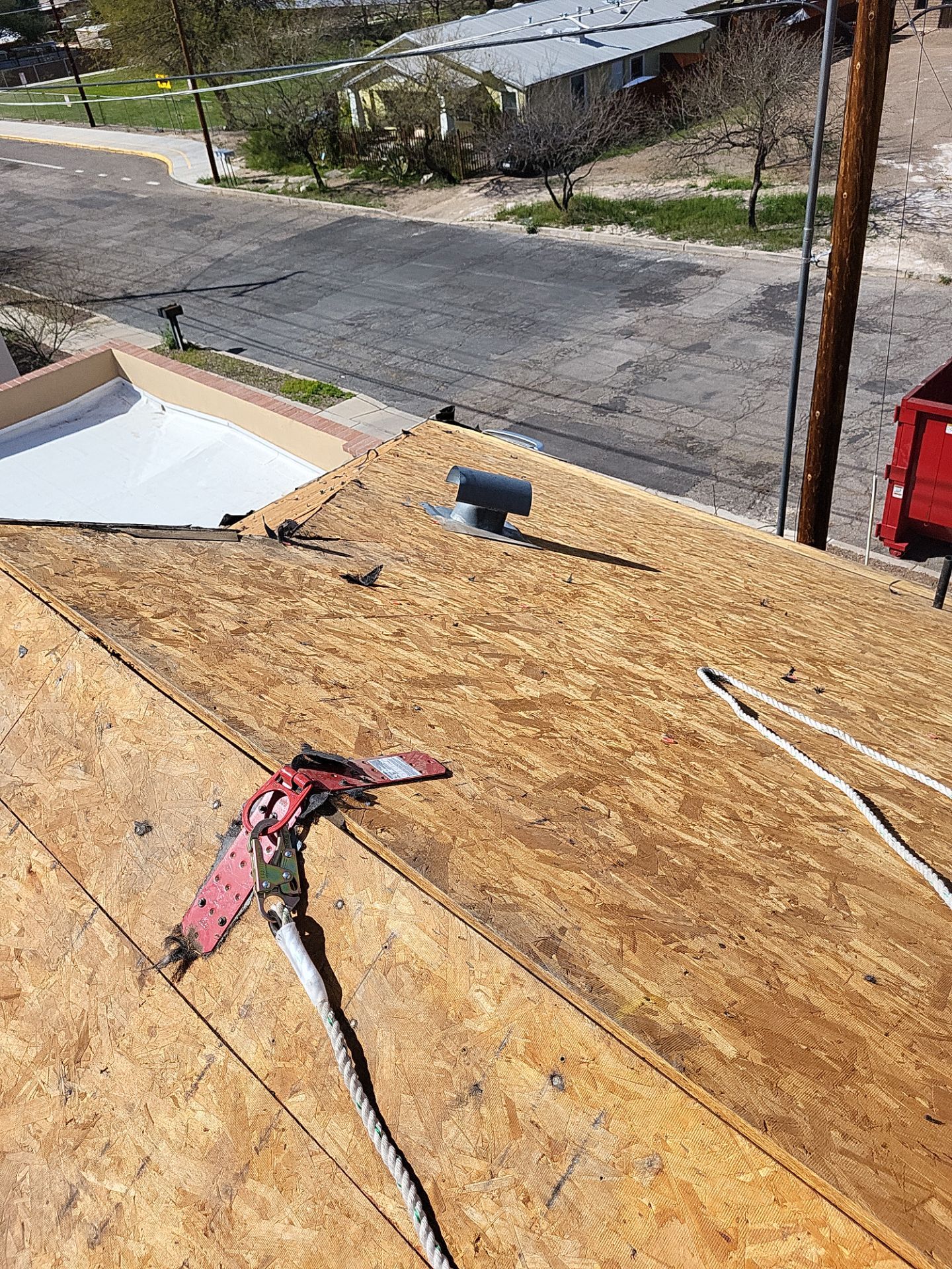 Metallic Silver Exposed Fastener by Reimagine Roofing