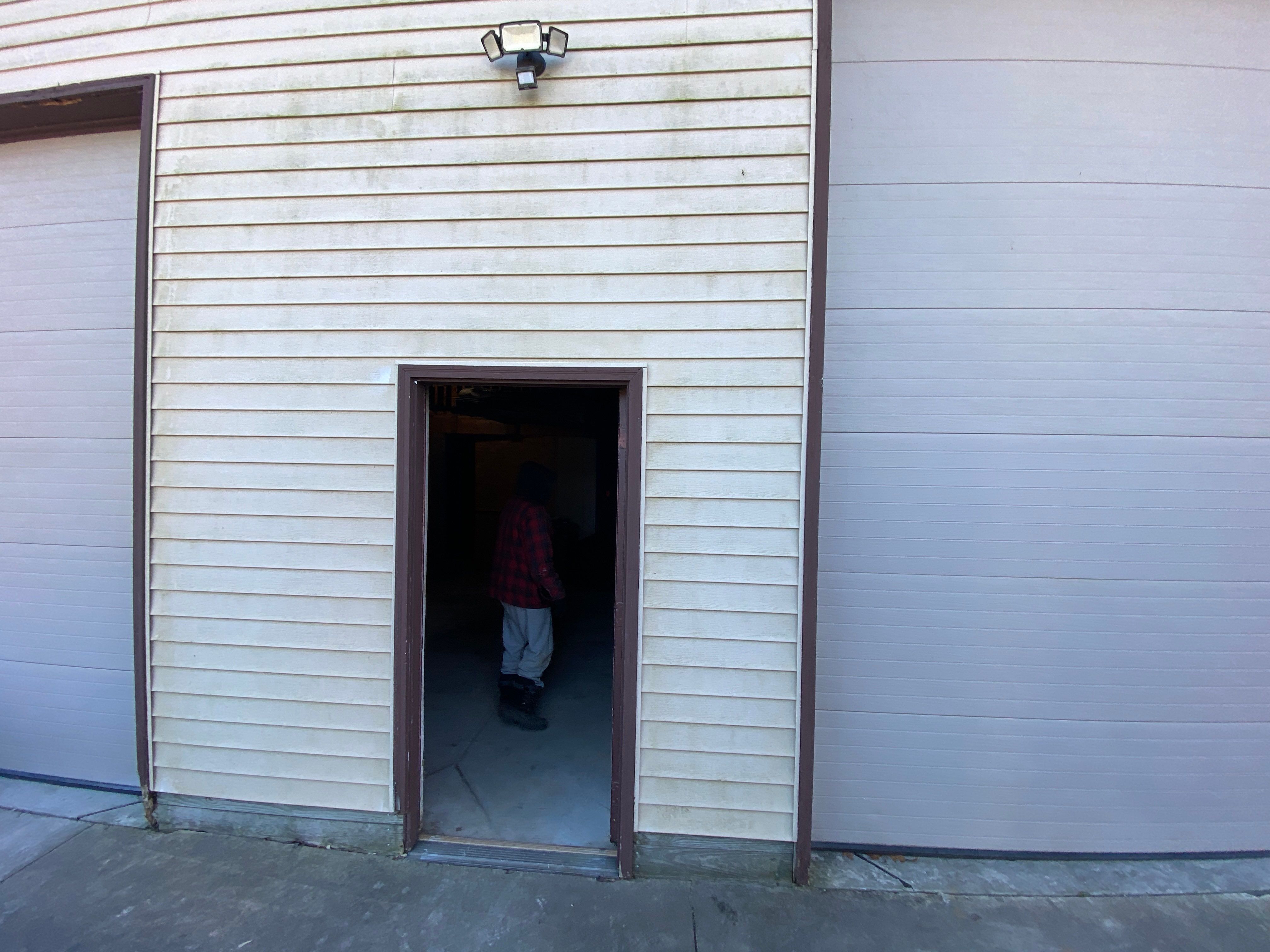 Siding Replacement using Certainteed Classic Restoration D4 by 180 Contractors
