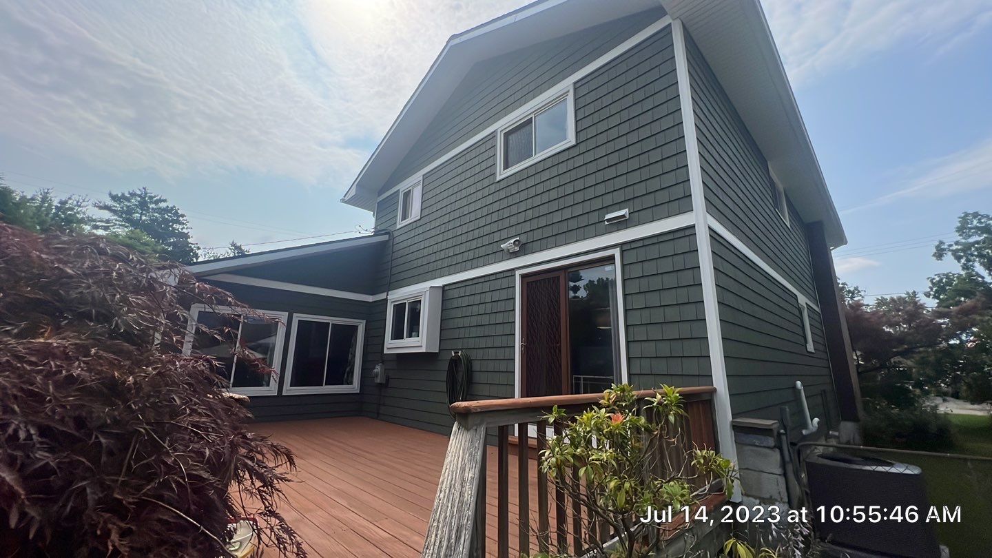 Siding Installation using CertainTeed Cedar Impressions by Bloomfield Construction & Restoration