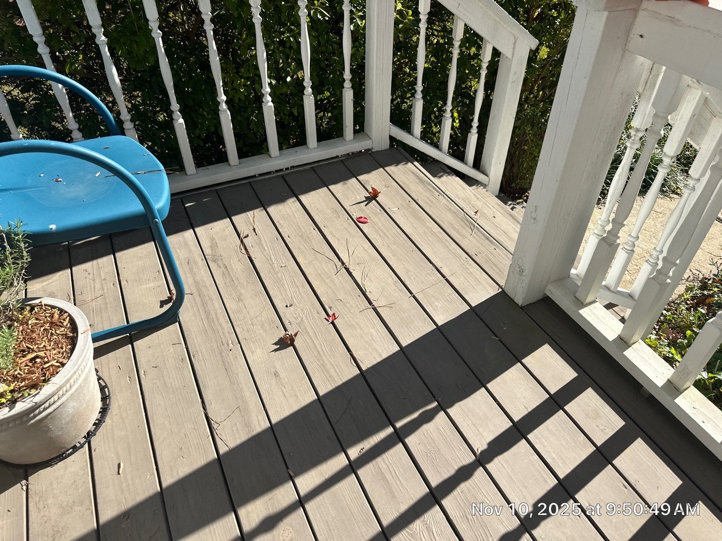 Wood Deck using Wood Sealant by DuraSeal