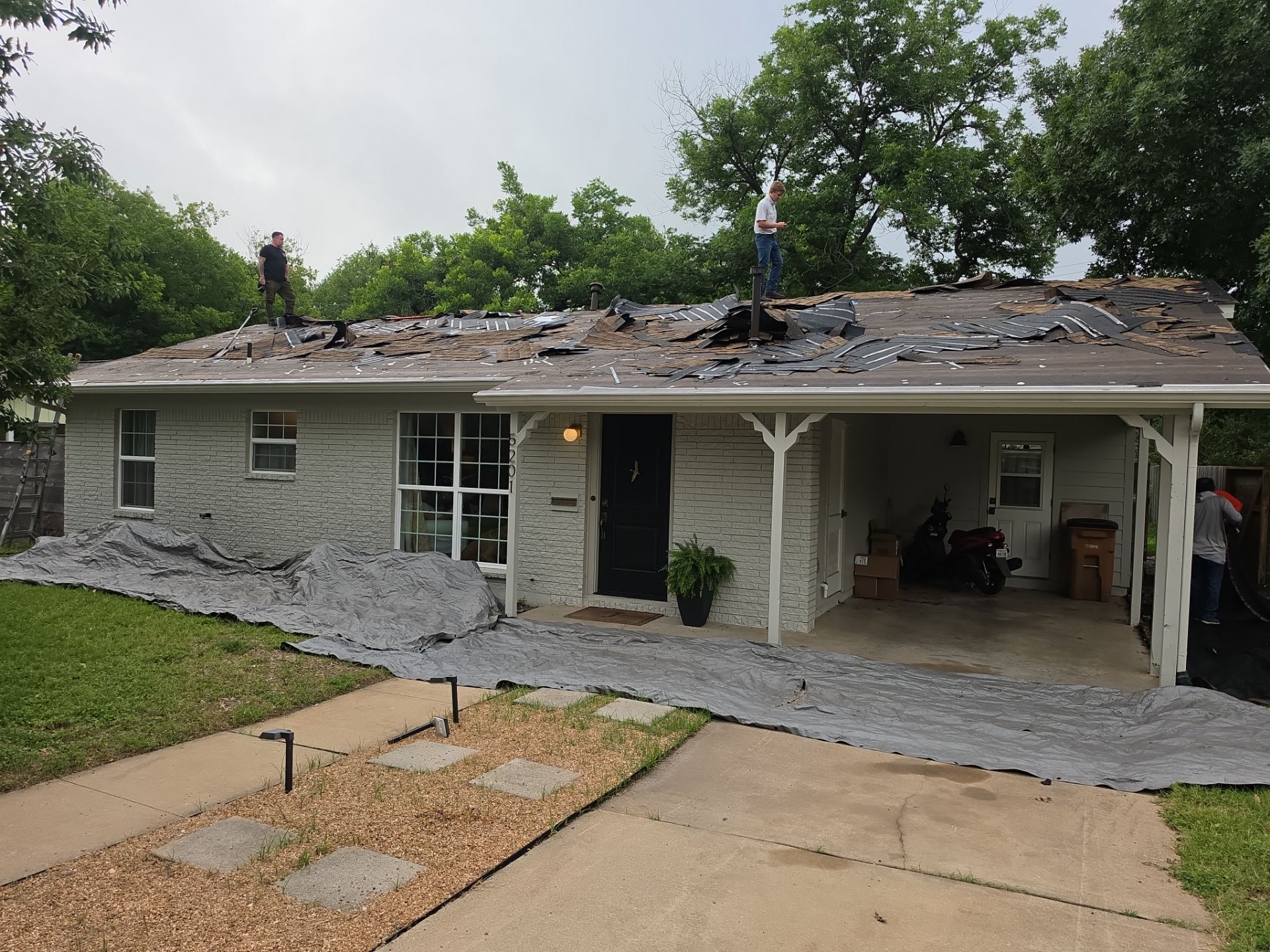 Three differnt roofs on one house... ONE ROOFER by REPS OF TEXAS
