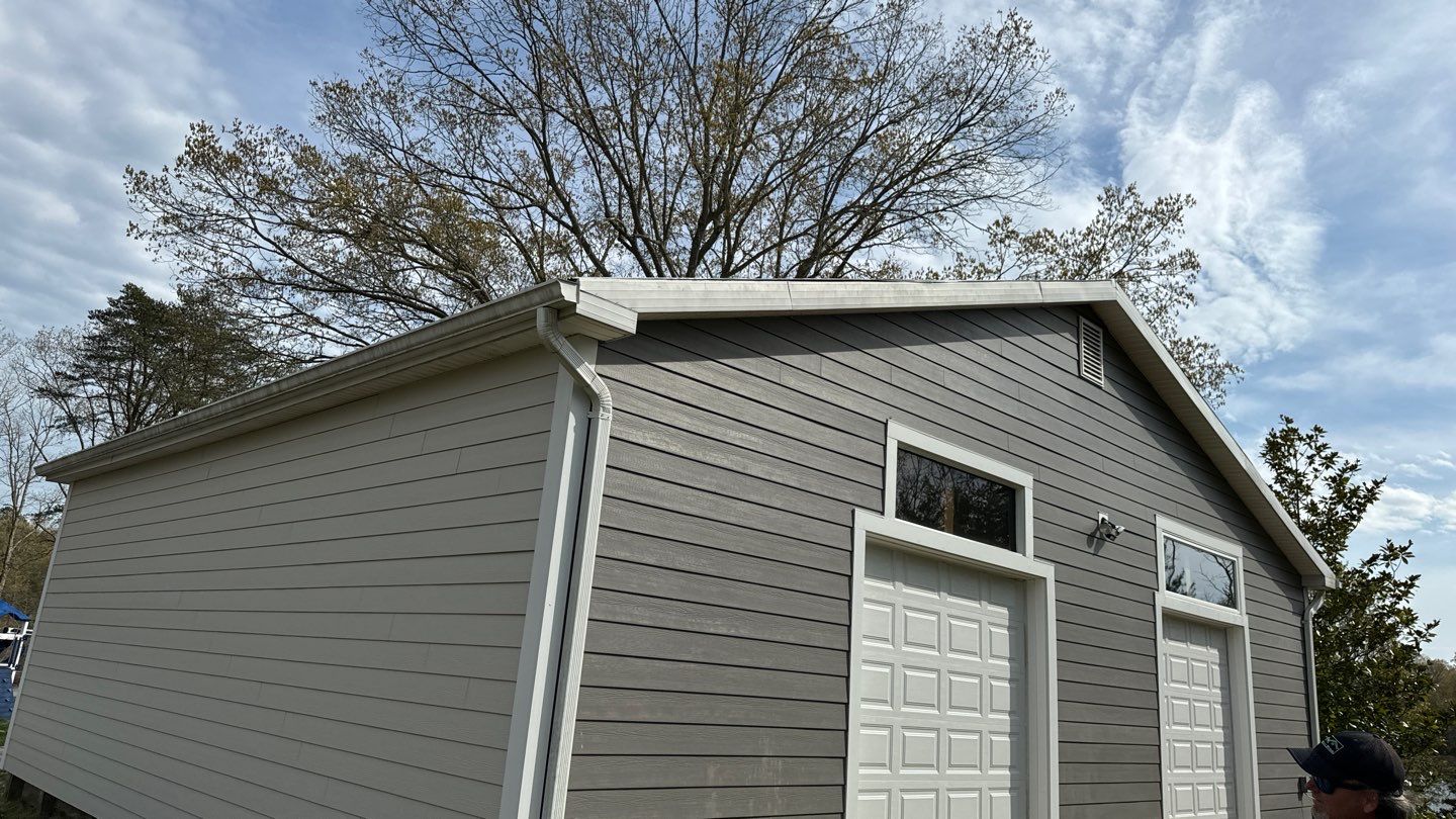 Siding Installation using JH CedarMill Plank STMT by ExteriorPros