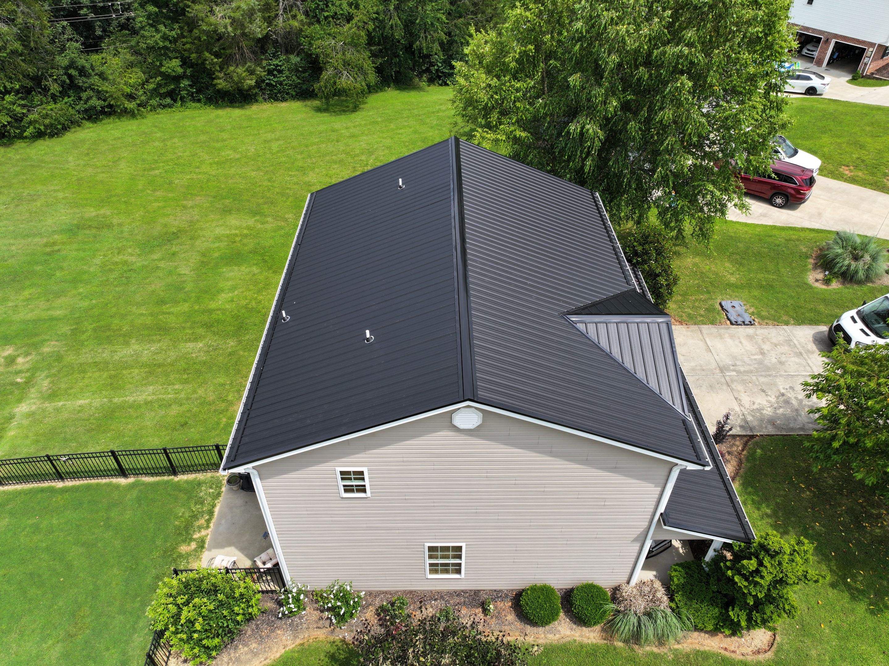Parker Residence by Omnia Roofing