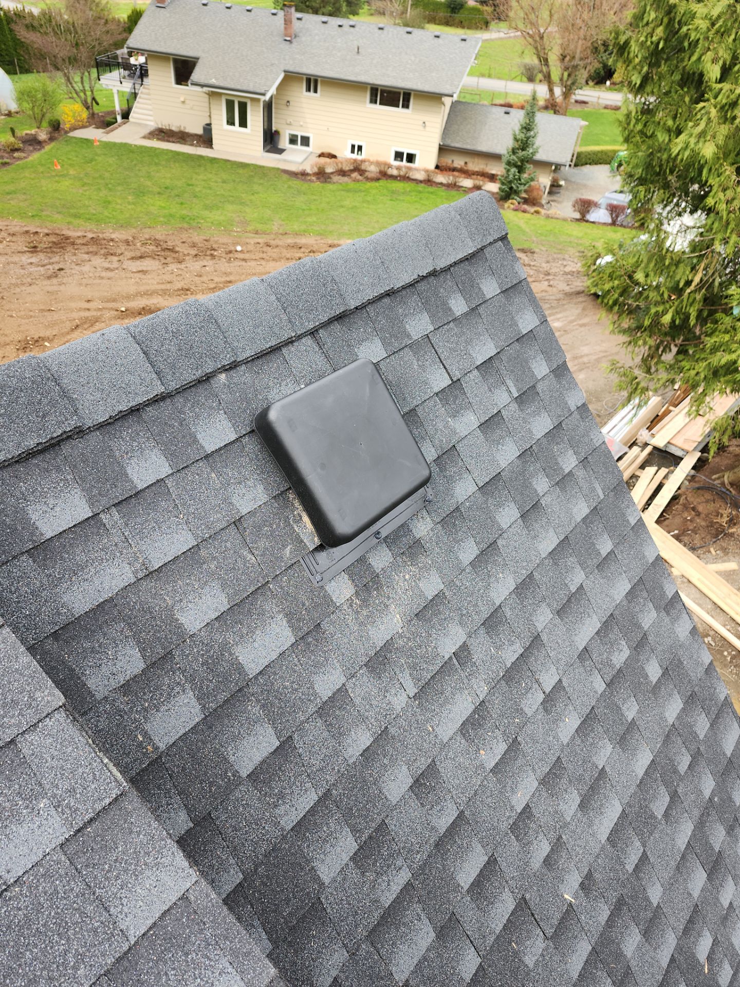Residential Roofing Installation using GAF Charcoal HDZ by Top Notch Roofing Inc