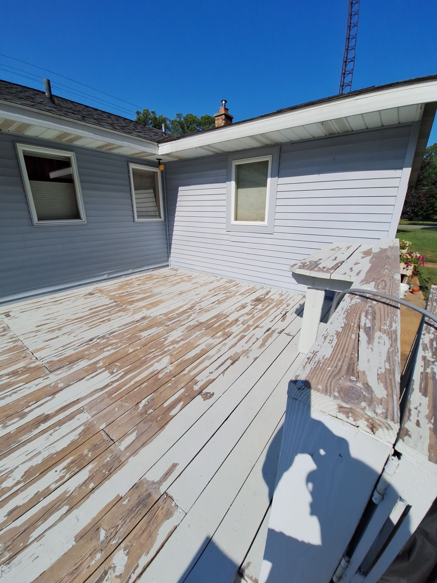 Deck and Shed Re-paint by Gordon Painting
