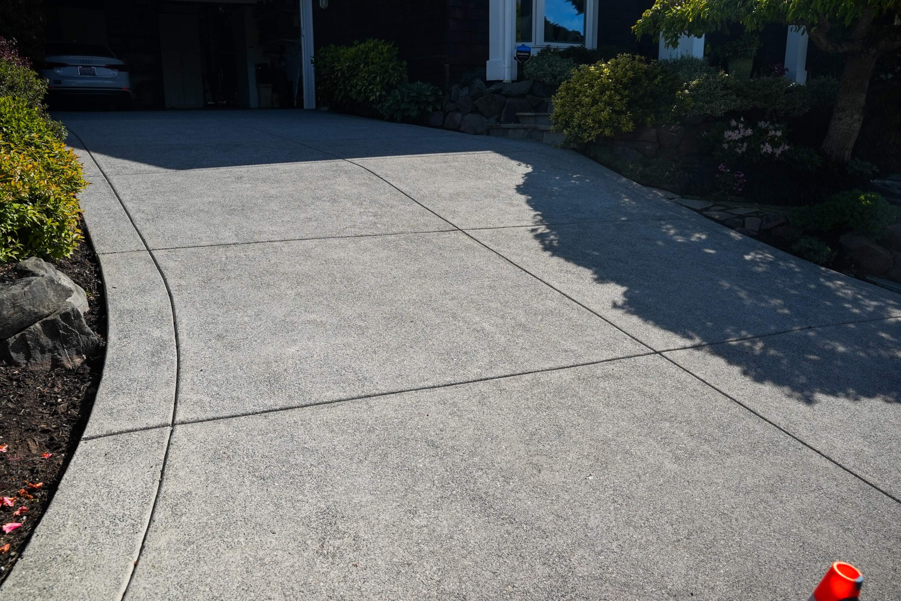 Concrete Driveway Repair | Mukilteo  by Jireh Asphalt & Concrete Inc 