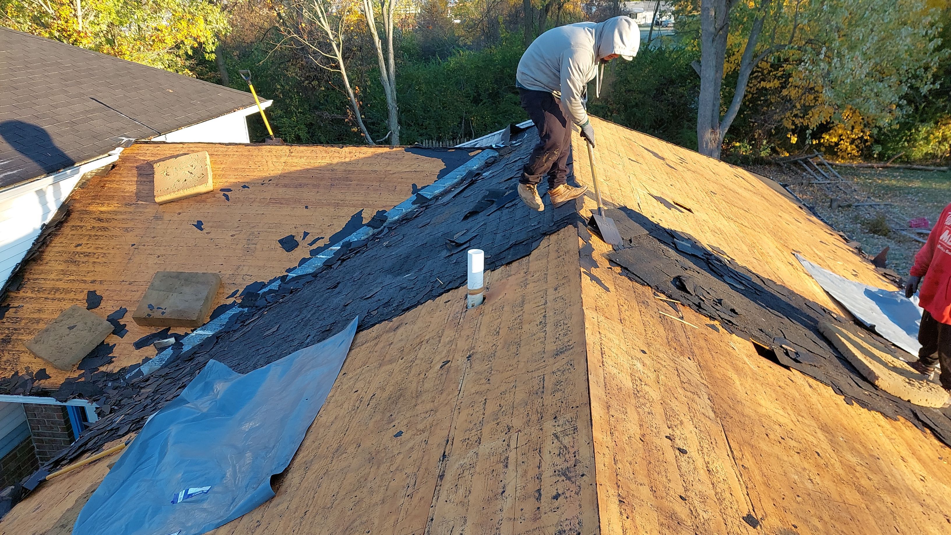 Liberty Township - Pristine Black by Tamlin Roofing