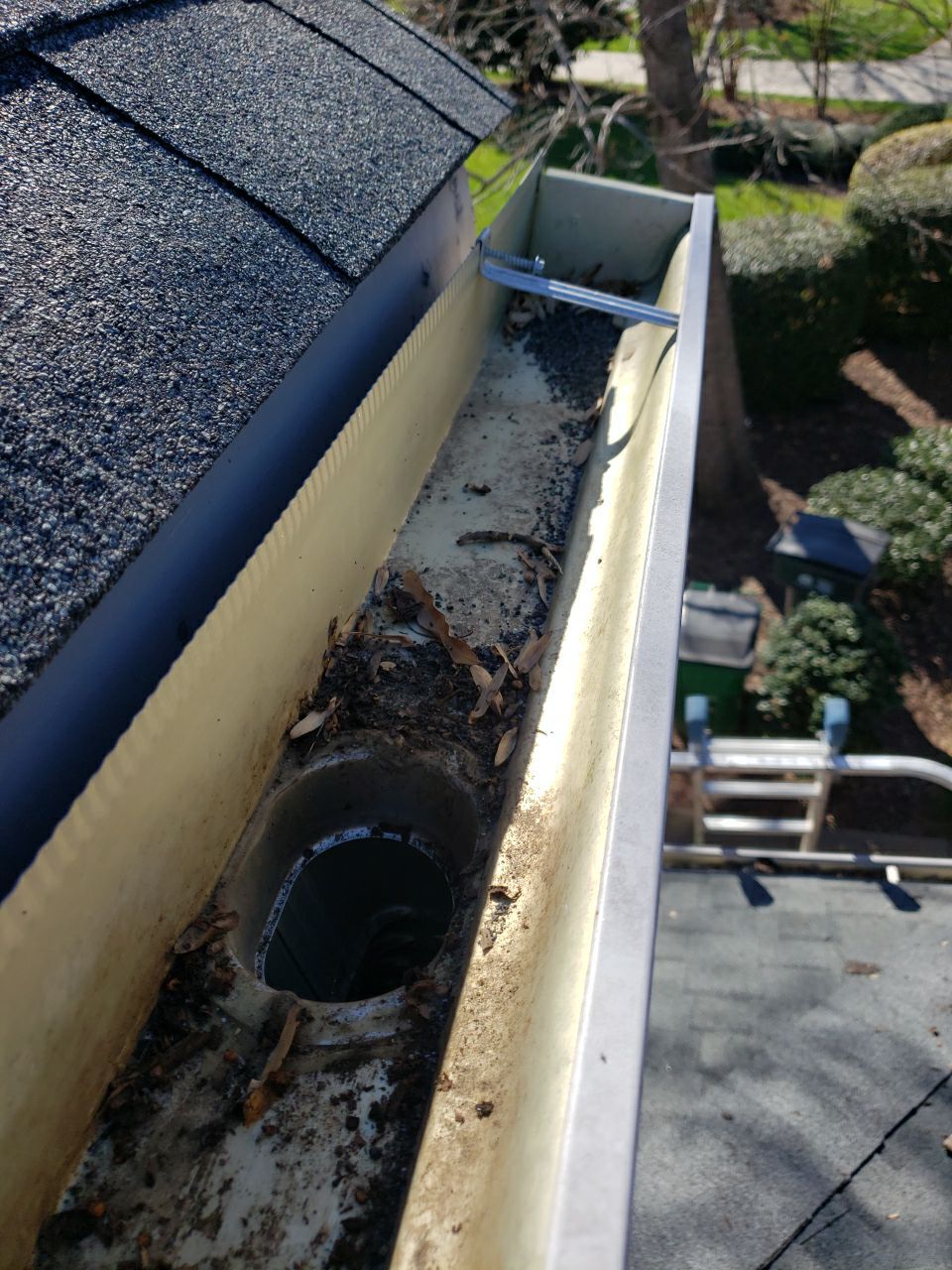 Landscap drain and flat serface cleaning by G&H Home Tech Pros LLC